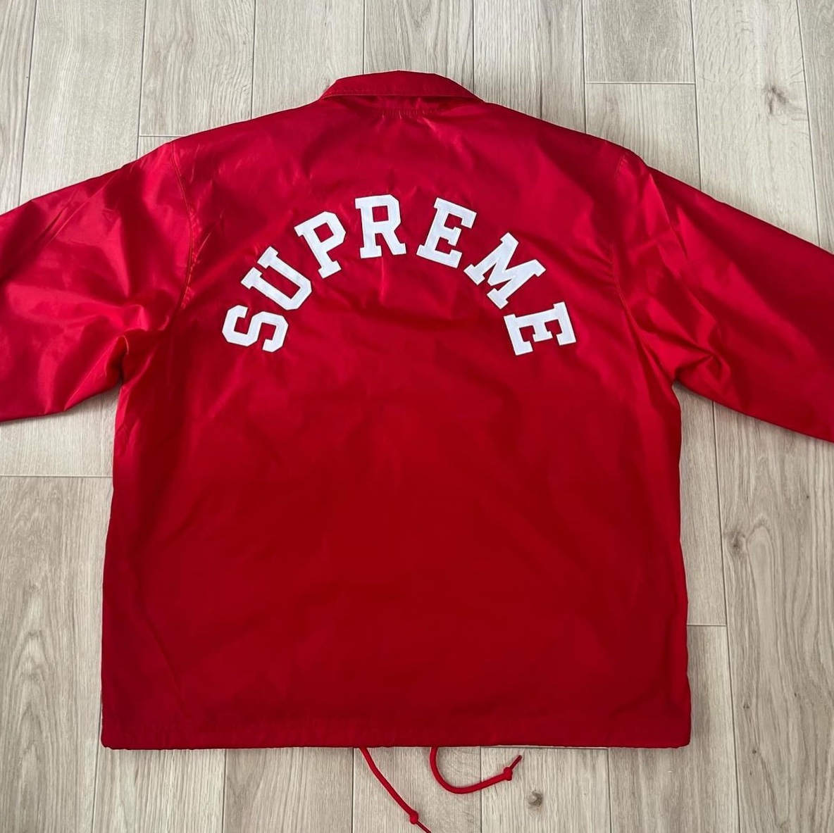 Supreme x Champion Coaches Jacket Red - 24SS 착용 스타일