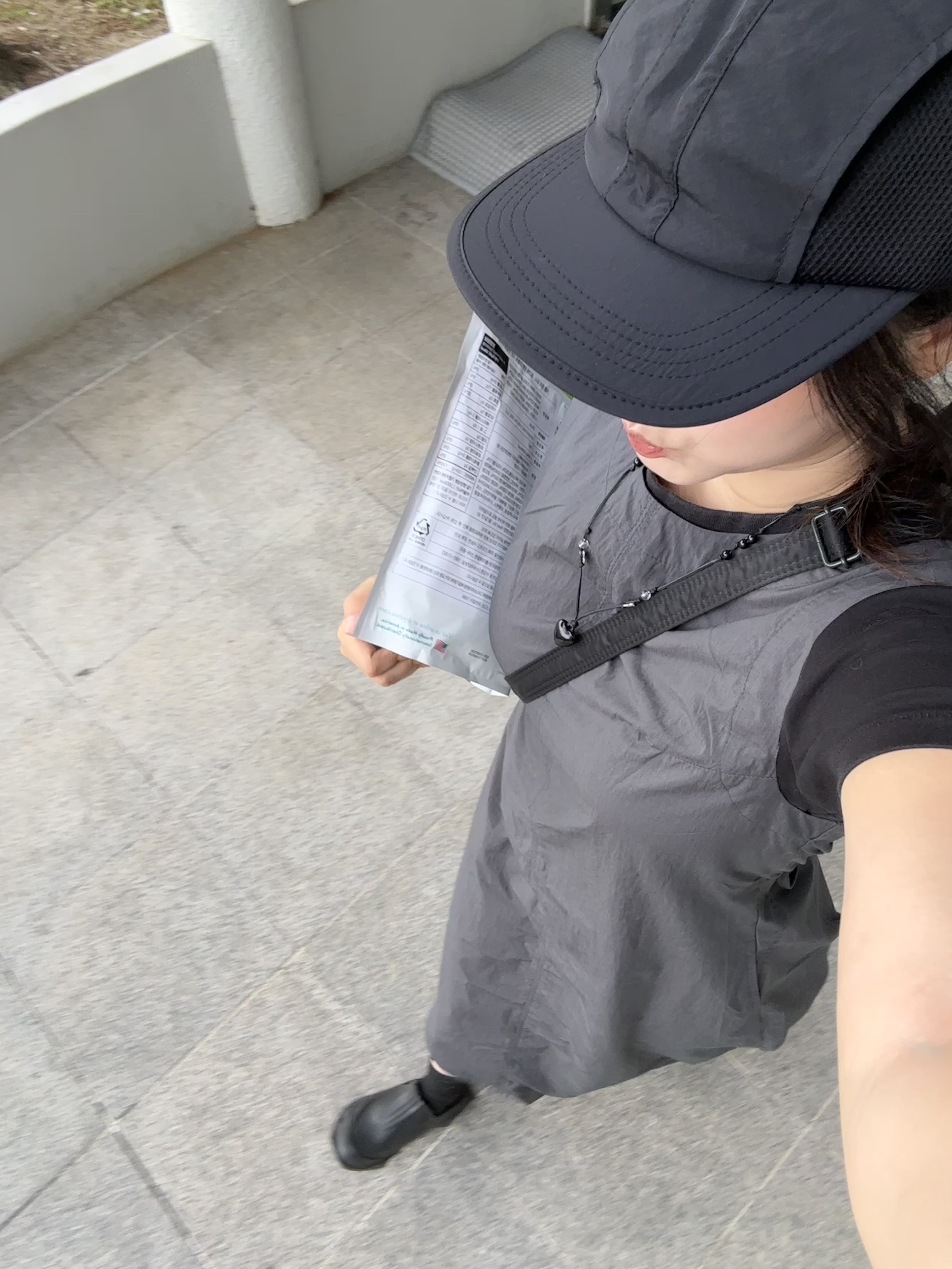 Porter Force Shoulder Bag S Black 착용 스타일