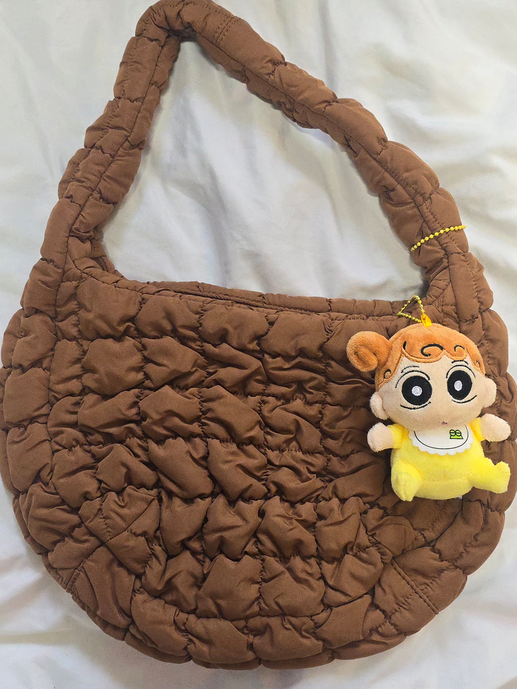 COS Quilted Mini Bag Brown 착용 스타일 - 3