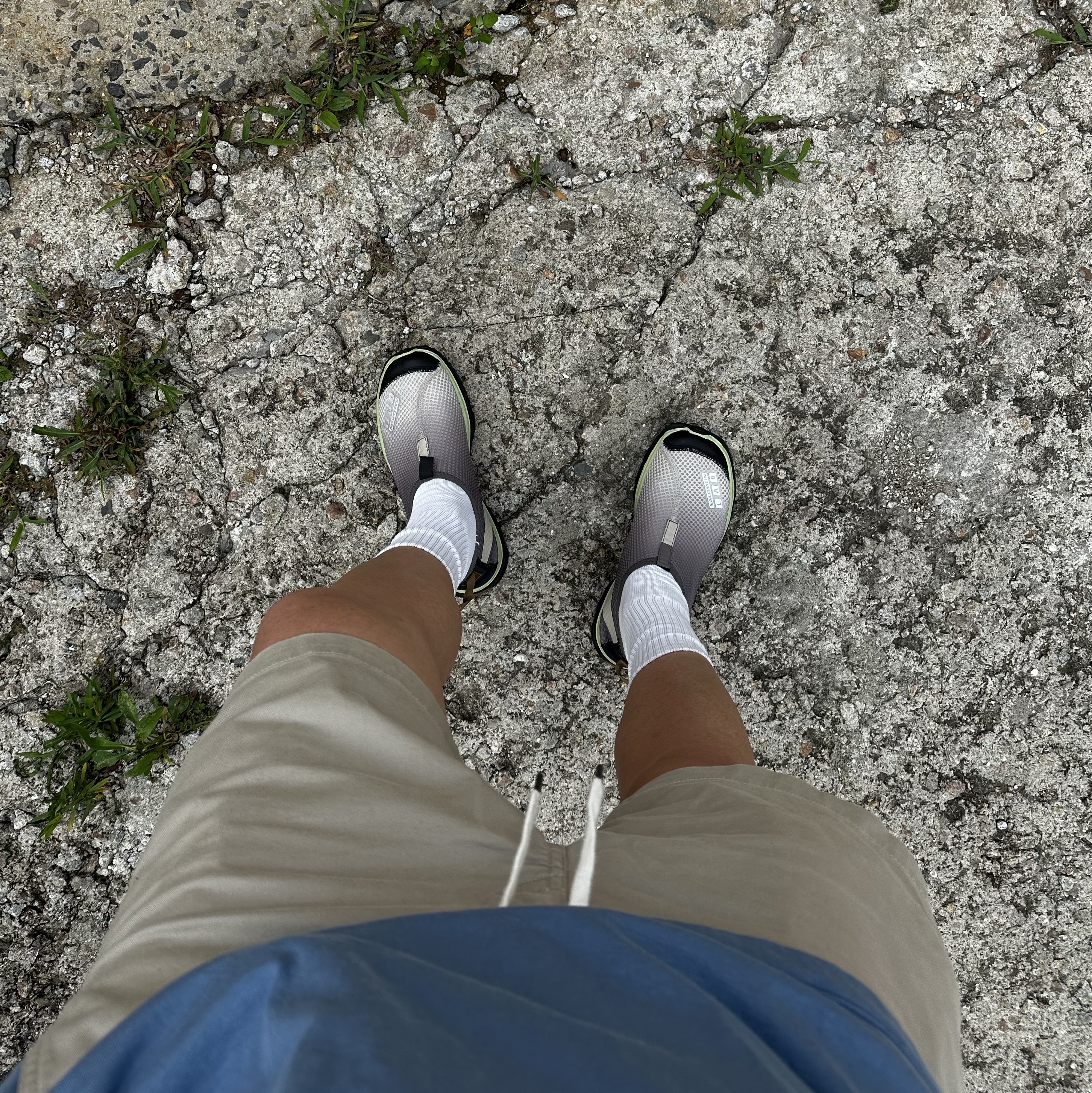 Salomon RX Moc 3.0 Feather Gray Plum Kitten 착용 스타일