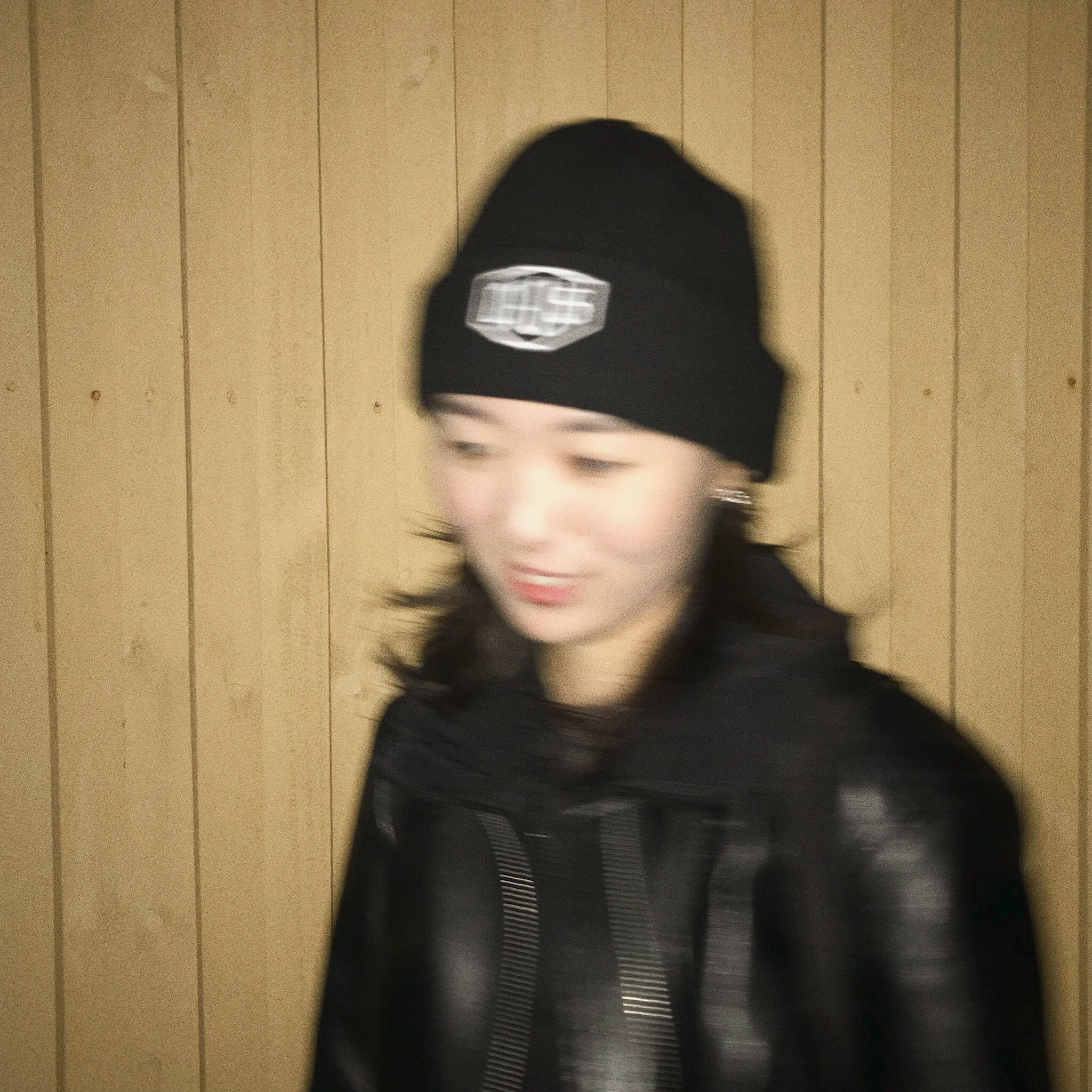 Deus Ex Machina Shield Beanie Black 착용 스타일 - 4