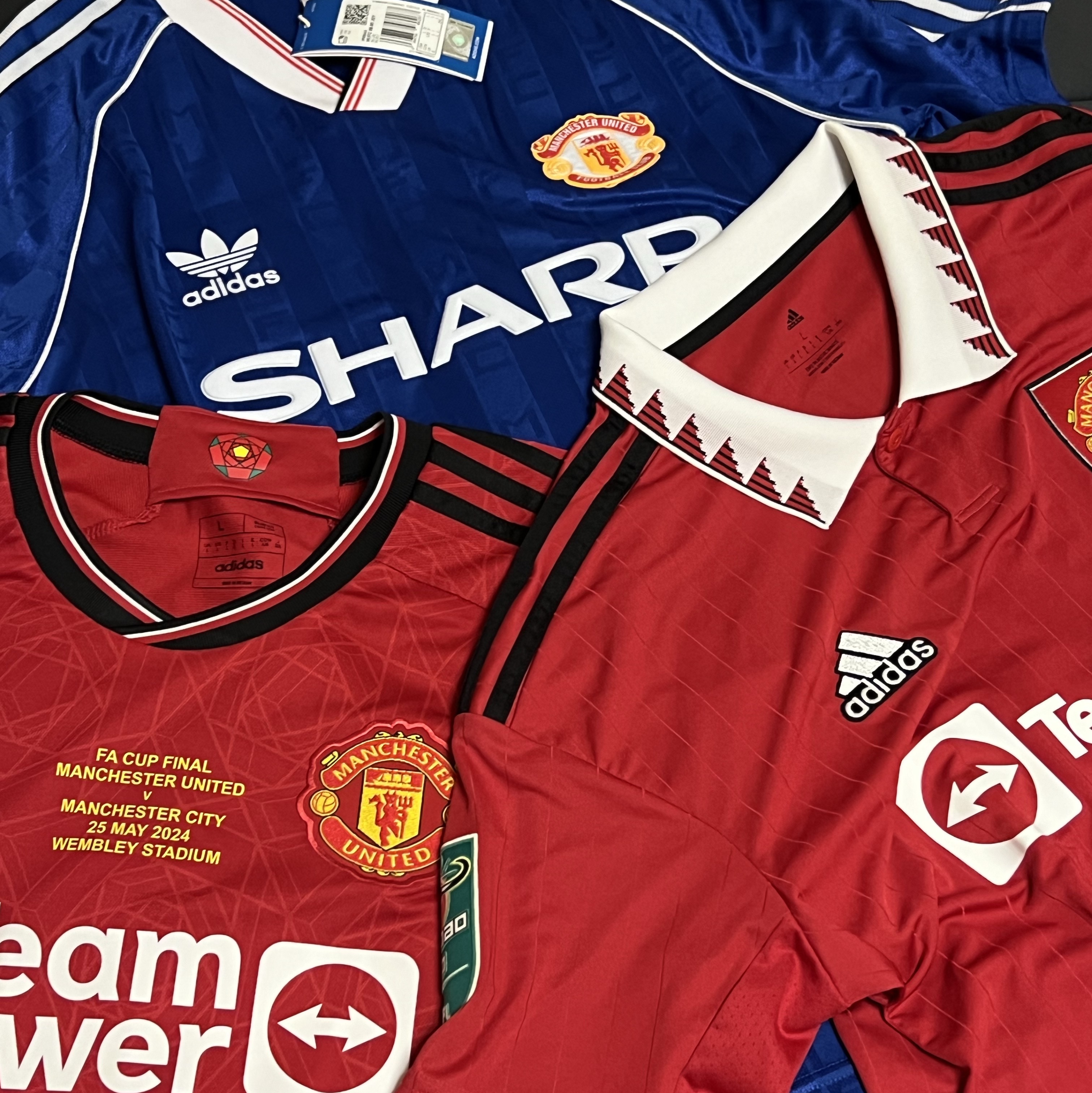 Adidas Manchester United 1988/90 Jersey Collegiate Royal - KR Sizing, Adidas Manchester United 1988/90 Jersey Collegiate Royal - US Sizing 착용 스타일 - 2