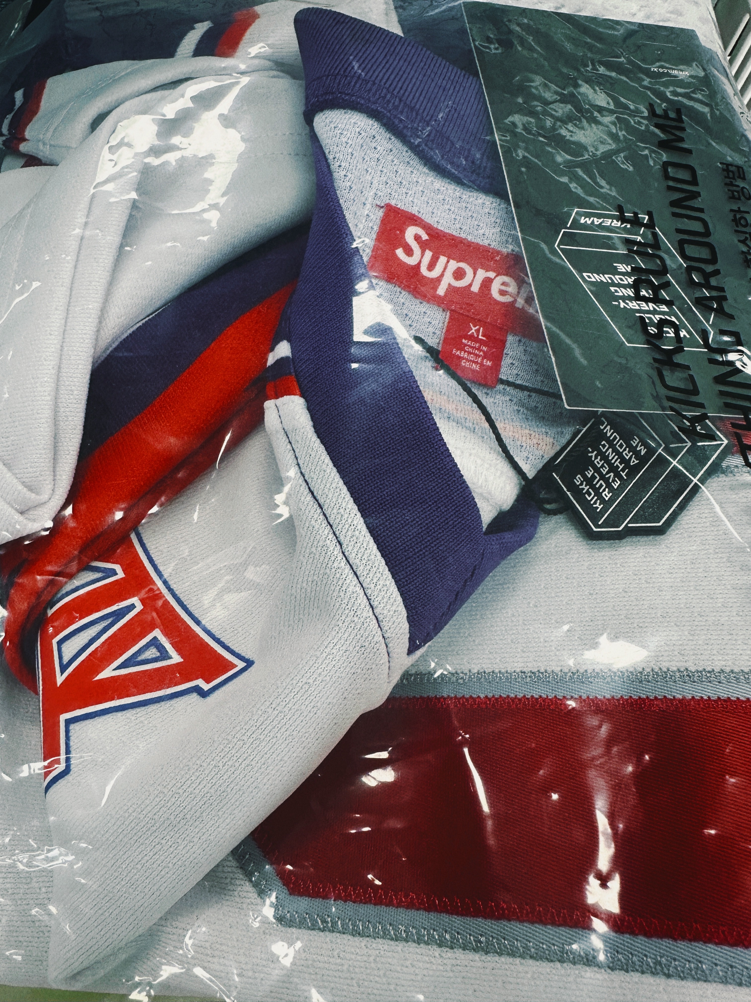 Supreme Sudden Death Football Jersey White - 24SS 착용 스타일