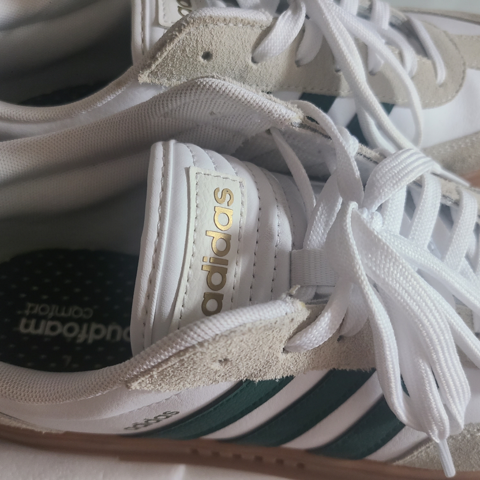 Adidas Gradas Collegiate Green 착용 스타일