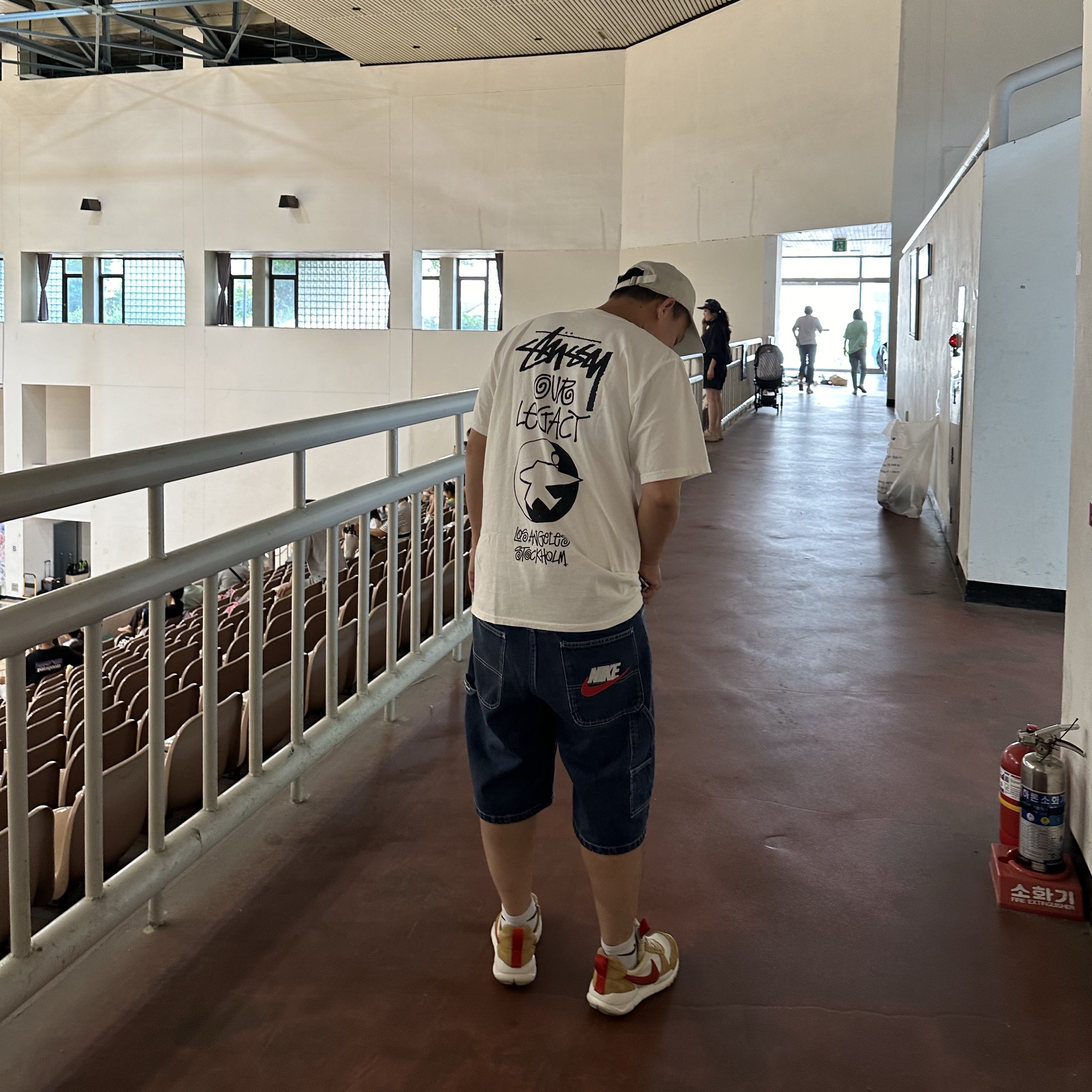 Nike x Tom Sachs Mars Yard Shoe 2.0 Space Camp, Supreme x Nike Denim Short Indigo - 24SS 착용 스타일 - 2