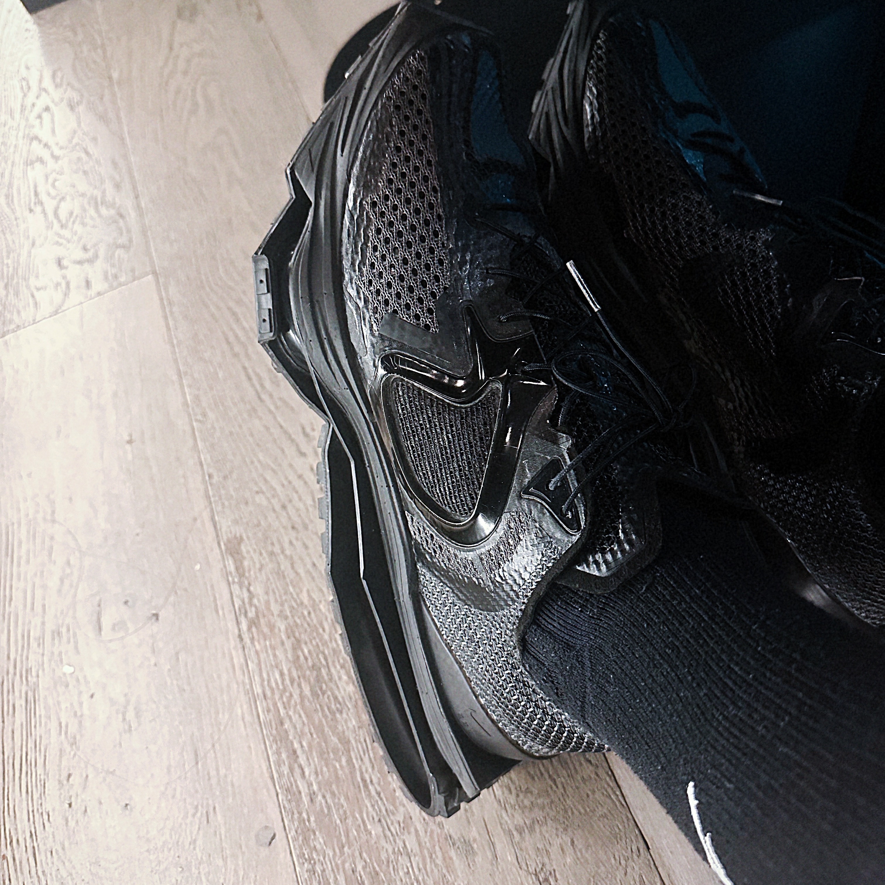 Nike x Matthew M Williams Zoom 004 Triple Black 착용 스타일