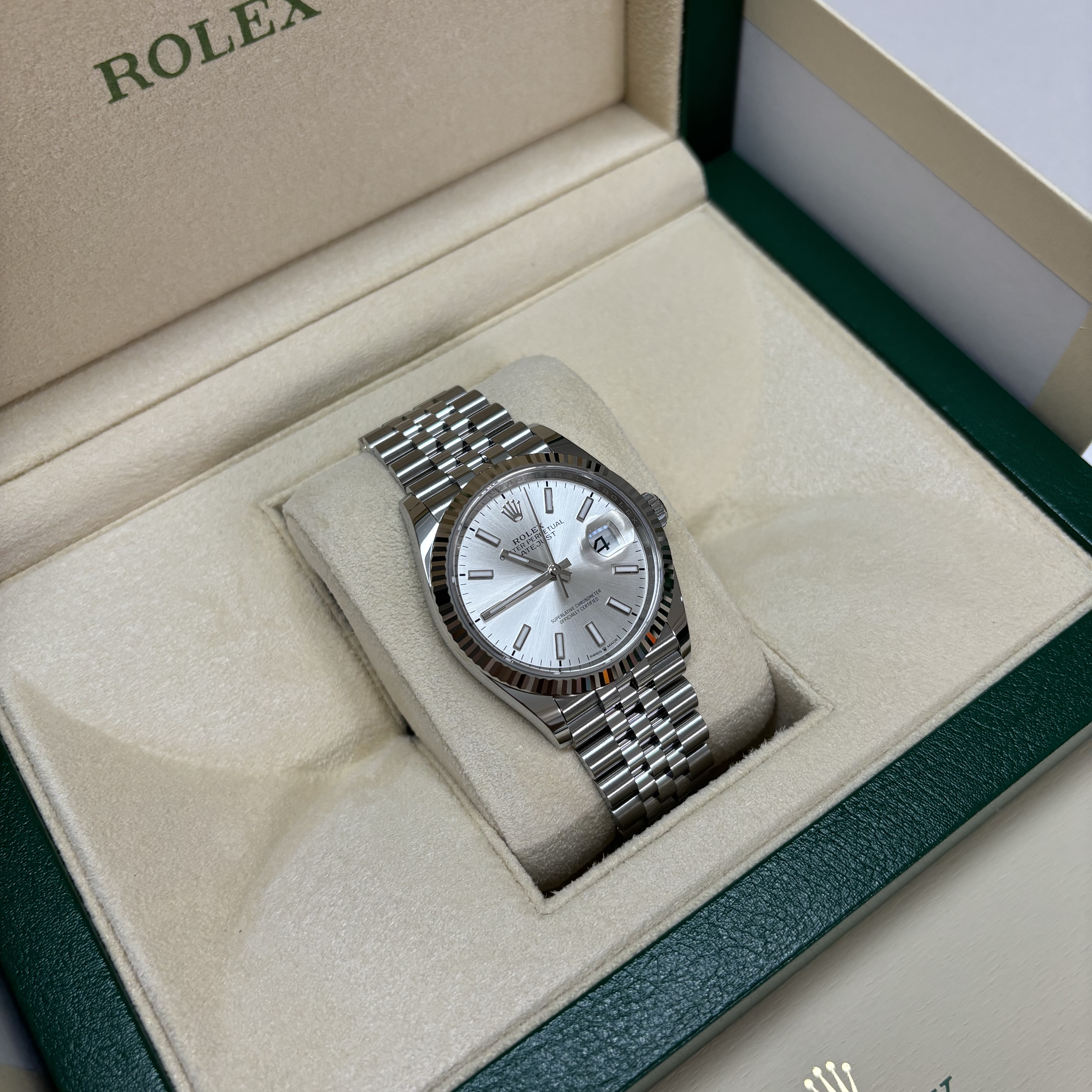 Rolex Datejust 36mm 126234 Silver Jubilee 착용 스타일