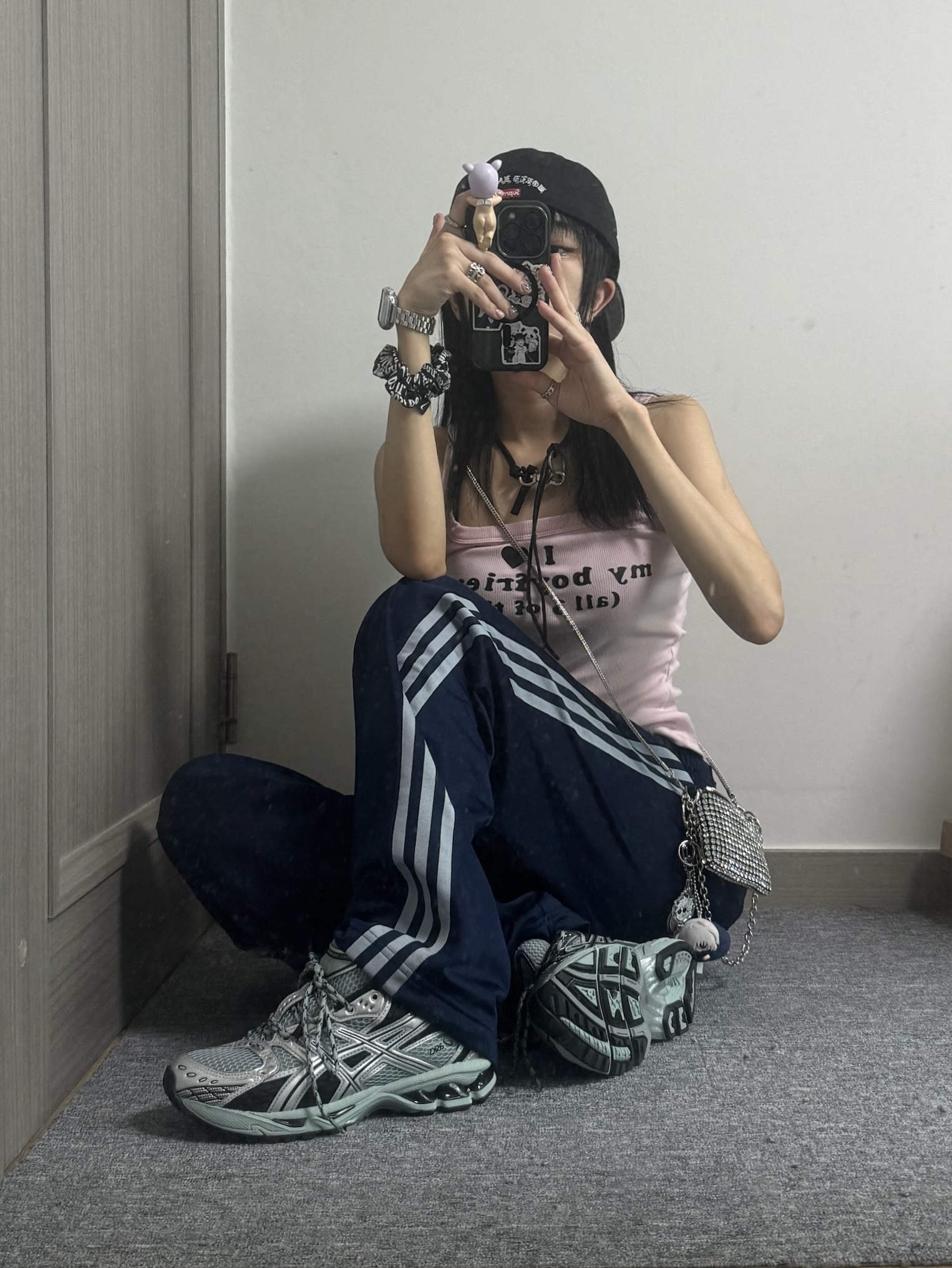 Asics Gel-Nimbus 10.1 Ocean Haze Pure Silver, Supreme Gold Cross S Logo New Era Black - 24SS 착용 스타일 - 3