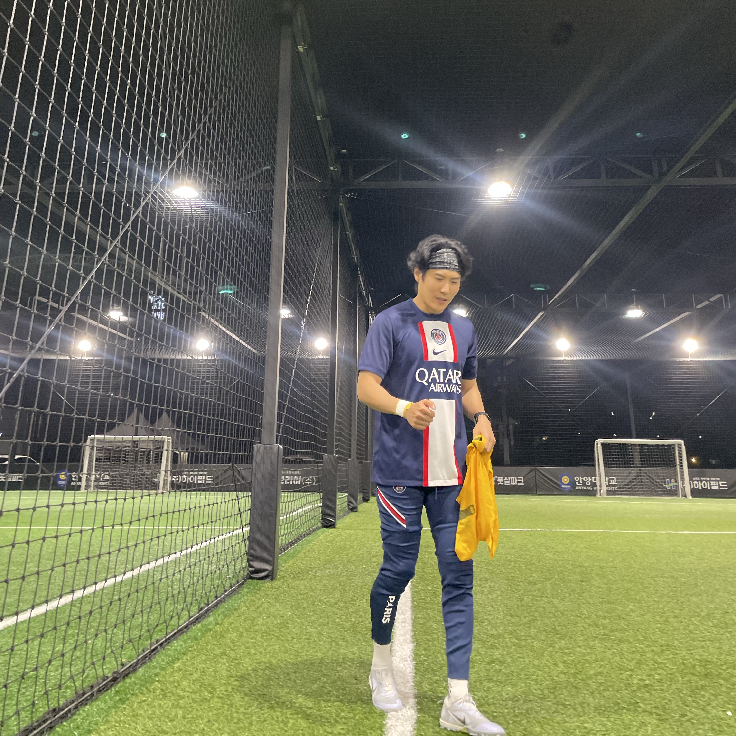 Nike Paris Saint-Germain 2022/23 Dri-Fit Stadium Home Jersey Midnight Navy (Non Marking Ver.), Nike Zoom Mercurial Vapor 14 Pro TF Grey Blackened Blue 착용 스타일 - 1
