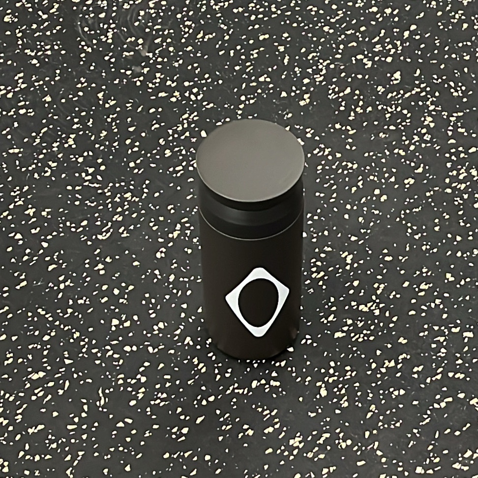 Mischief x Kinto Rhombus Black Tumbler 500ml 착용 스타일