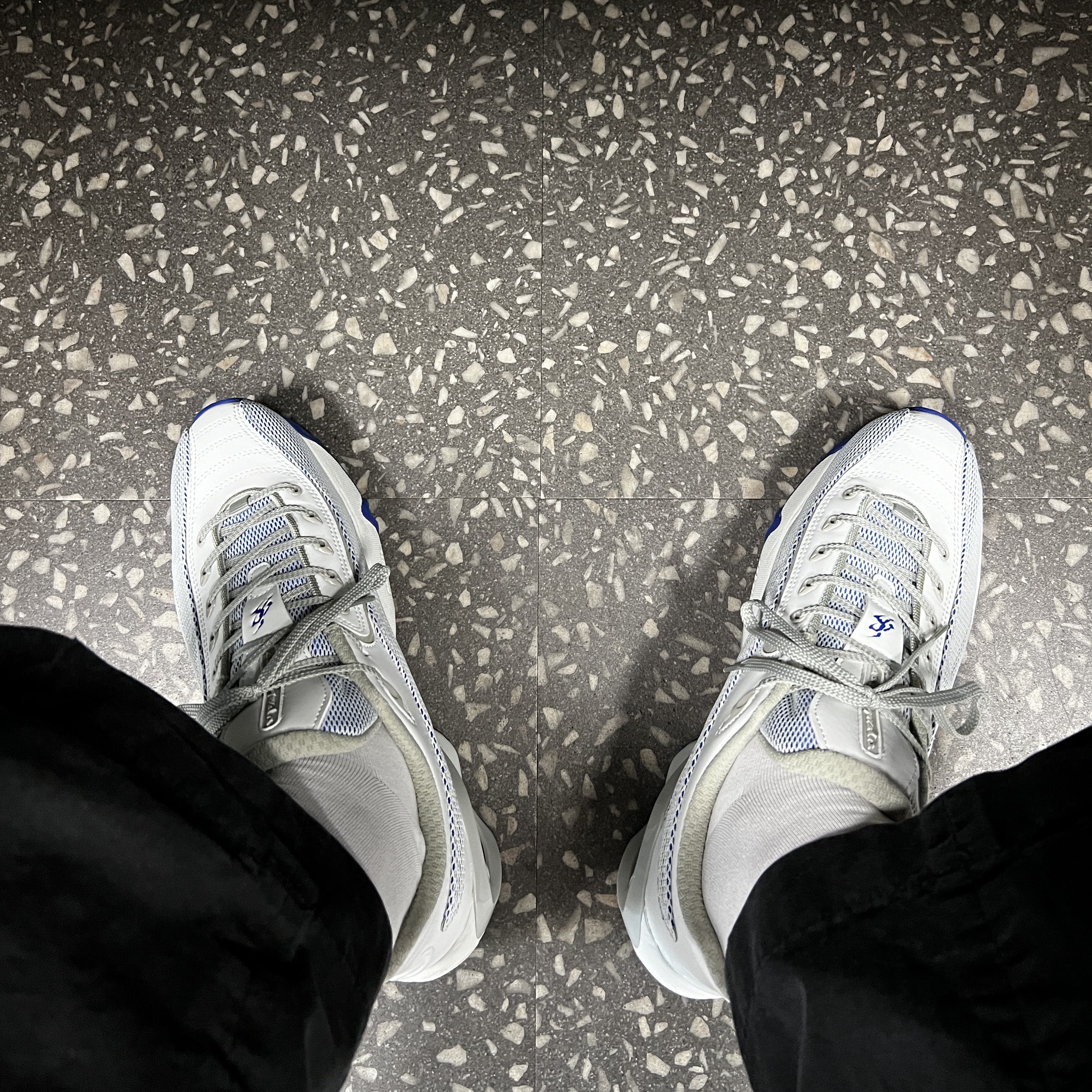 Asics x Kiko Kostadinov Novalis Gel-Teremoa Snow White Asics Blue 착용 스타일 - 1