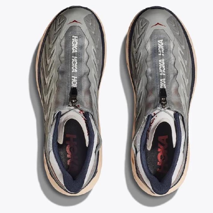 Hoka Project Clifton Limestone Shifting Sand 착용 스타일 - 3