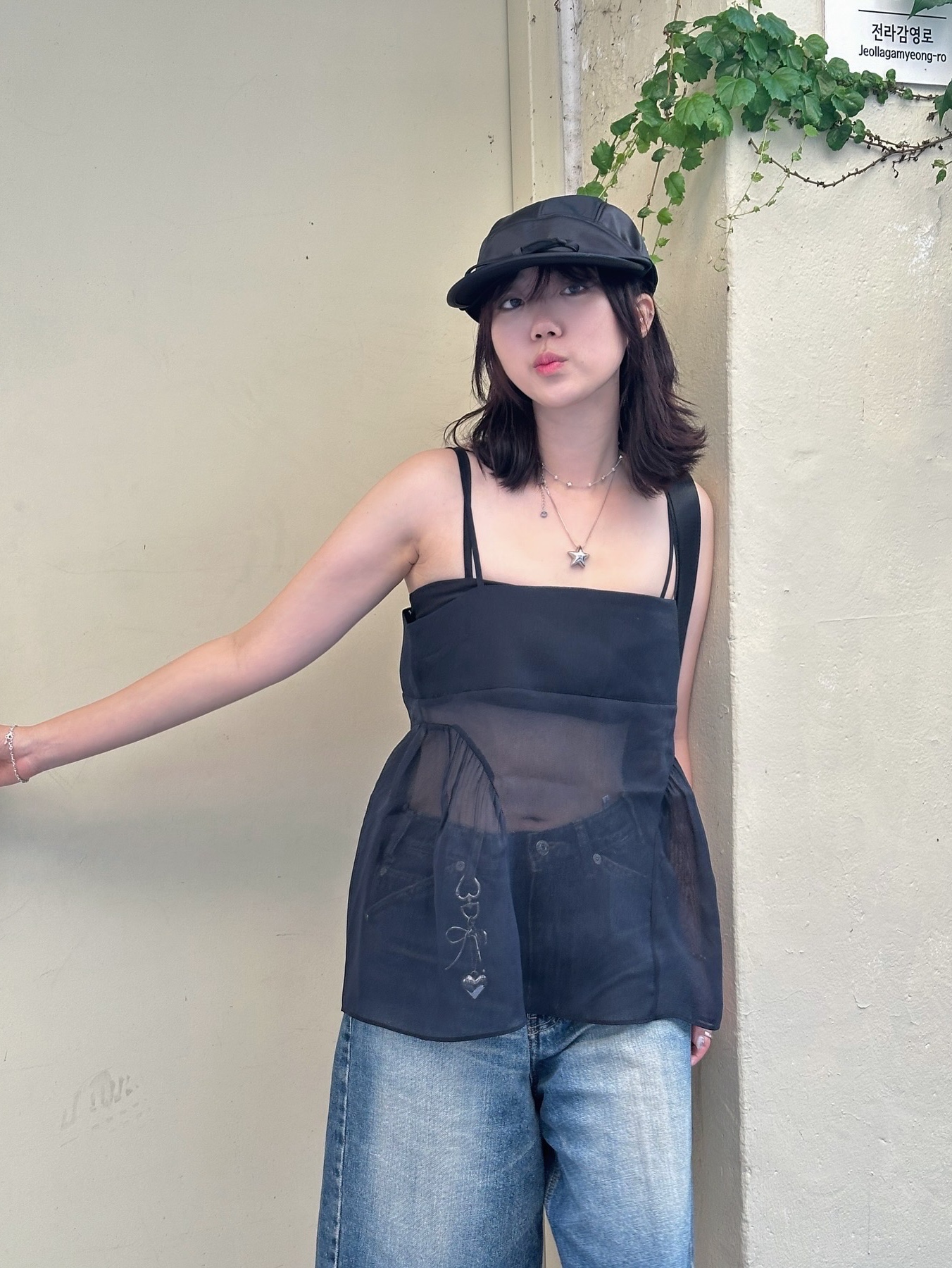 YOUCHE QS Duck Cap Black 착용 스타일 - 5