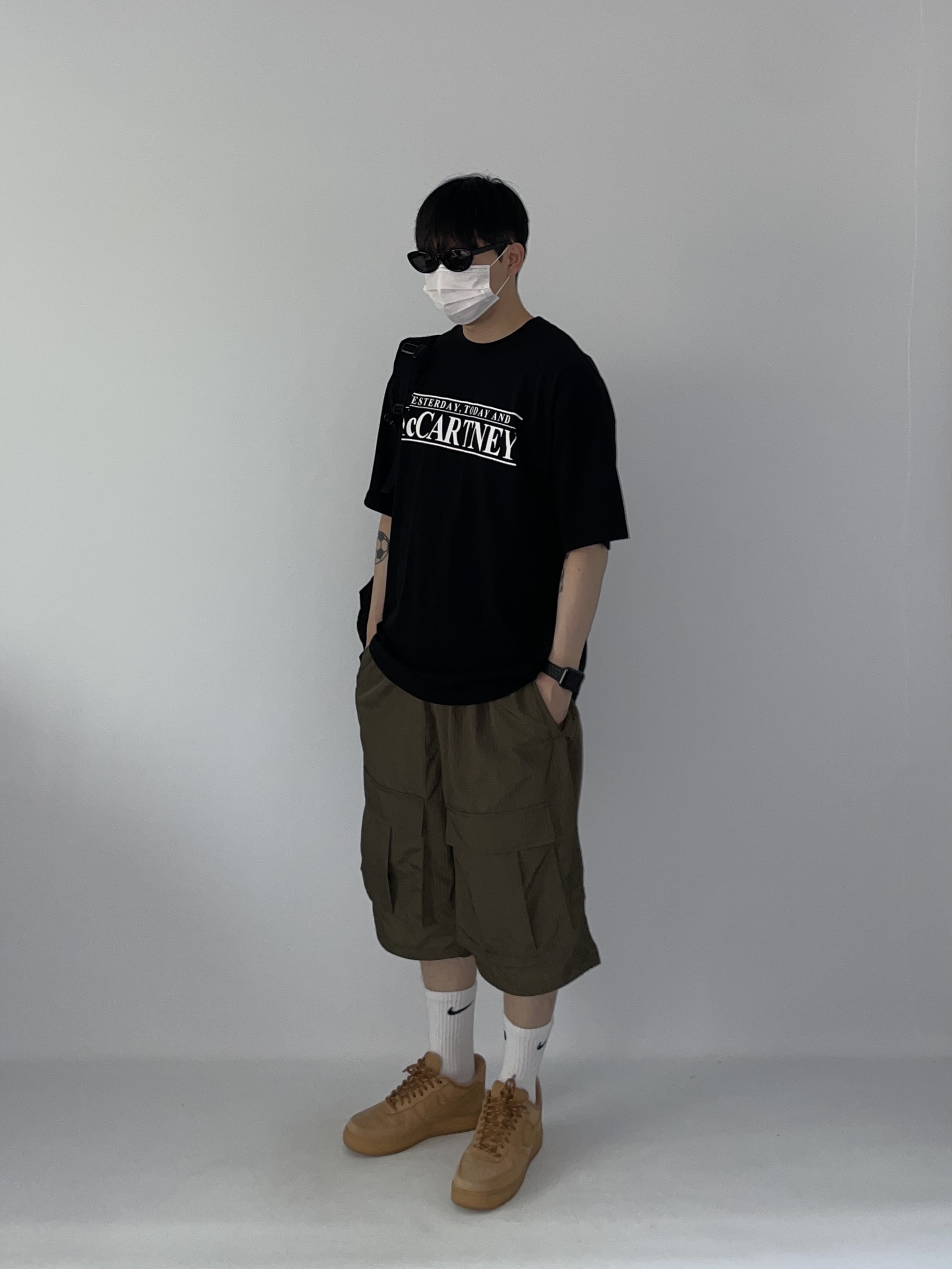 Nike Air Force 1 '07 WB Flax 착용 스타일 - 1