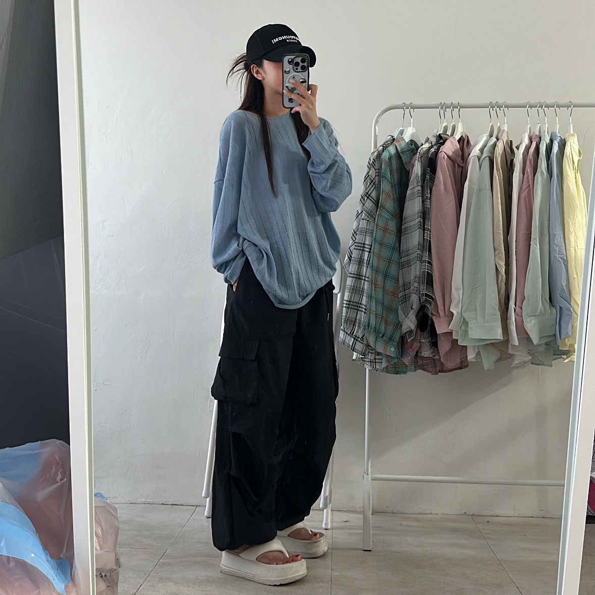 Wooyoungmi Embroidered Ball Cap Black 착용 스타일