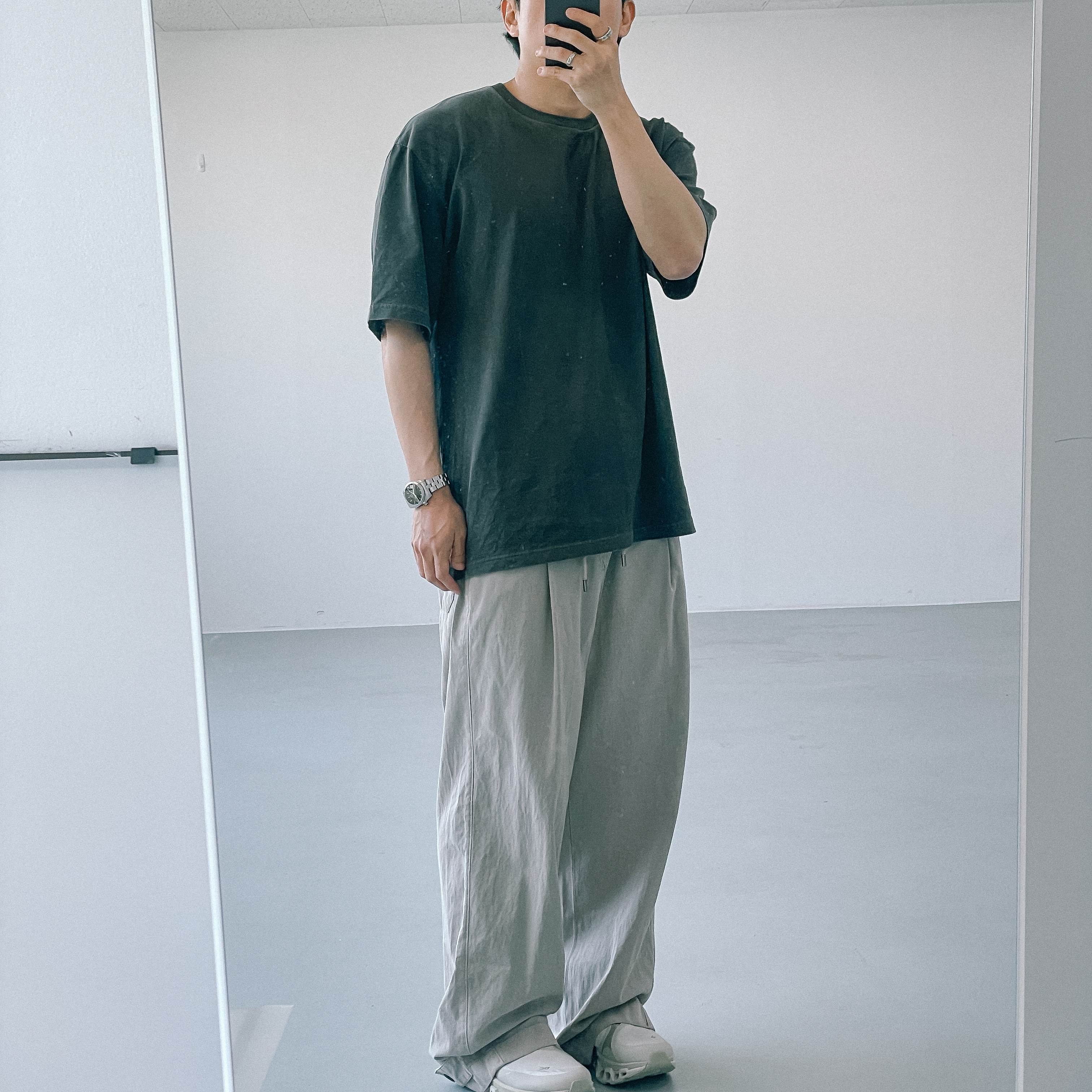 On Running x Post Archive Faction (Paf) Cloudmonster 2 Moondust Chalk 착용 스타일 - 5