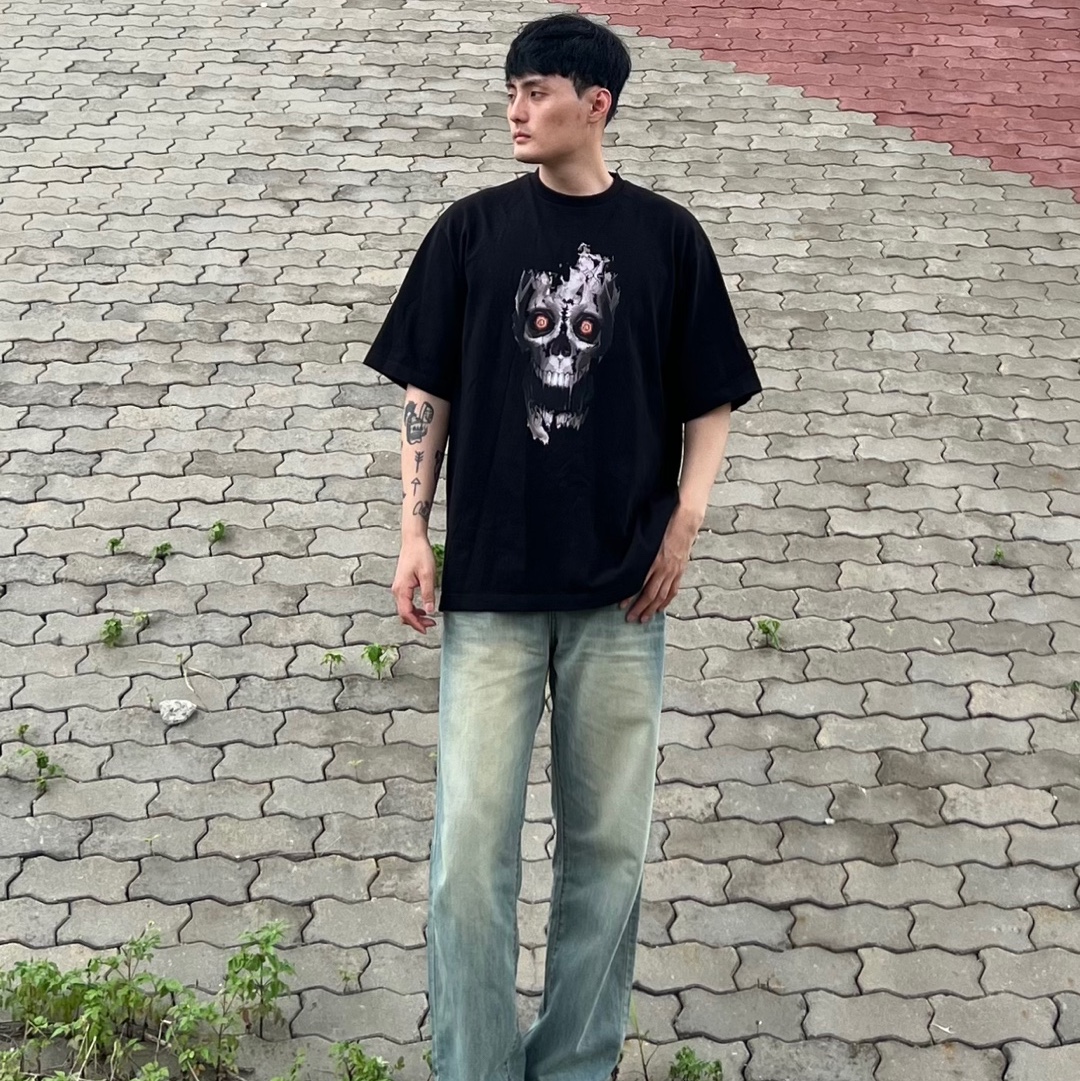 NONFLOOR Earth Hurricane T-Shirt Washed Charcoal 착용 스타일 - 1