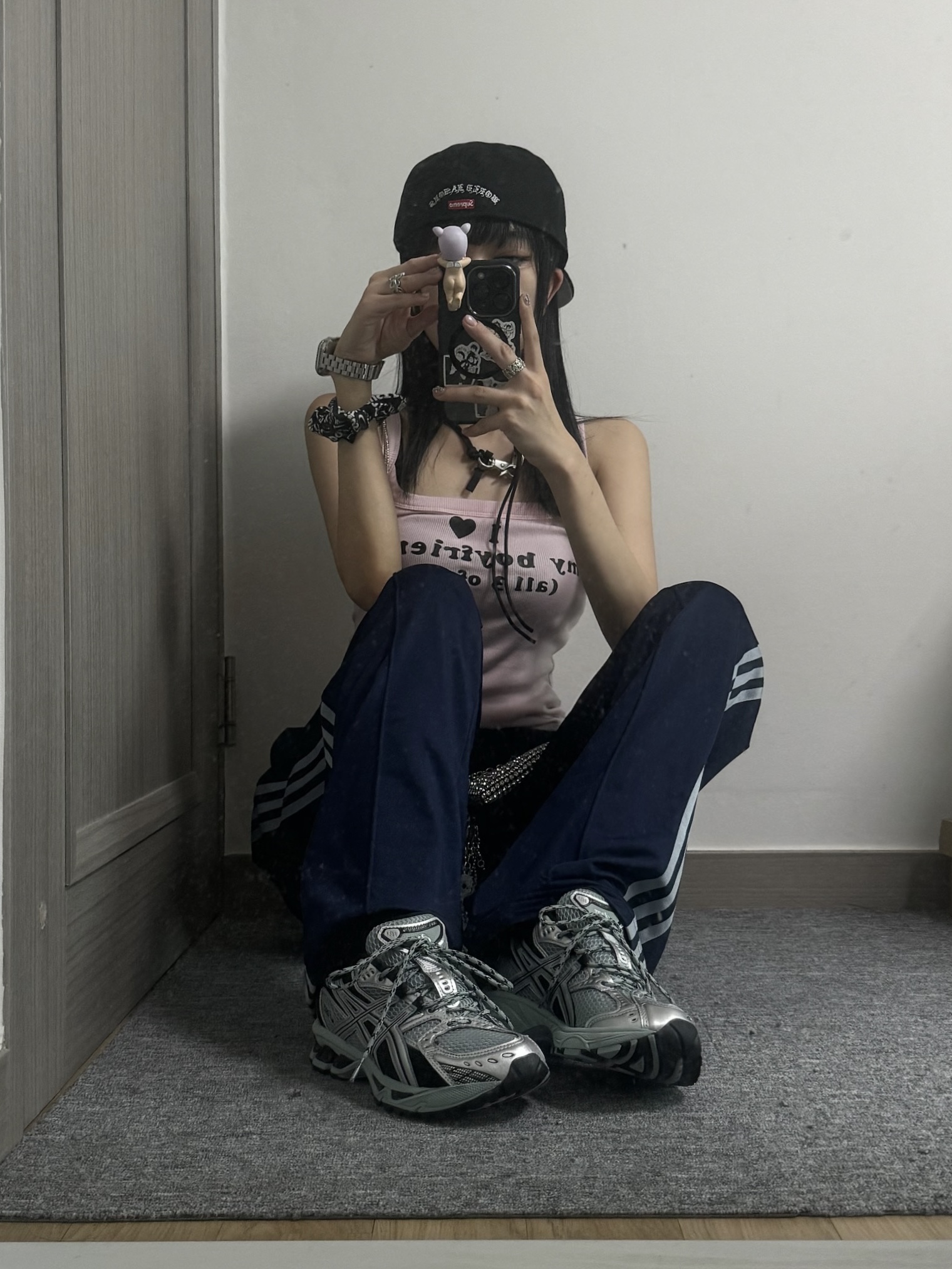 Asics Gel-Nimbus 10.1 Ocean Haze Pure Silver, Supreme Gold Cross S Logo New Era Black - 24SS 착용 스타일 - 4