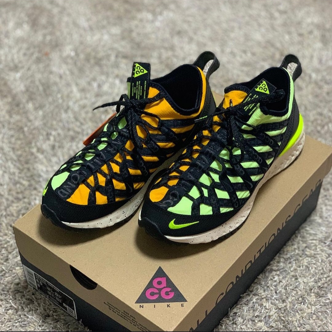 Nike ACG React Terra Gobe Barely Volt 착용 스타일 - 3