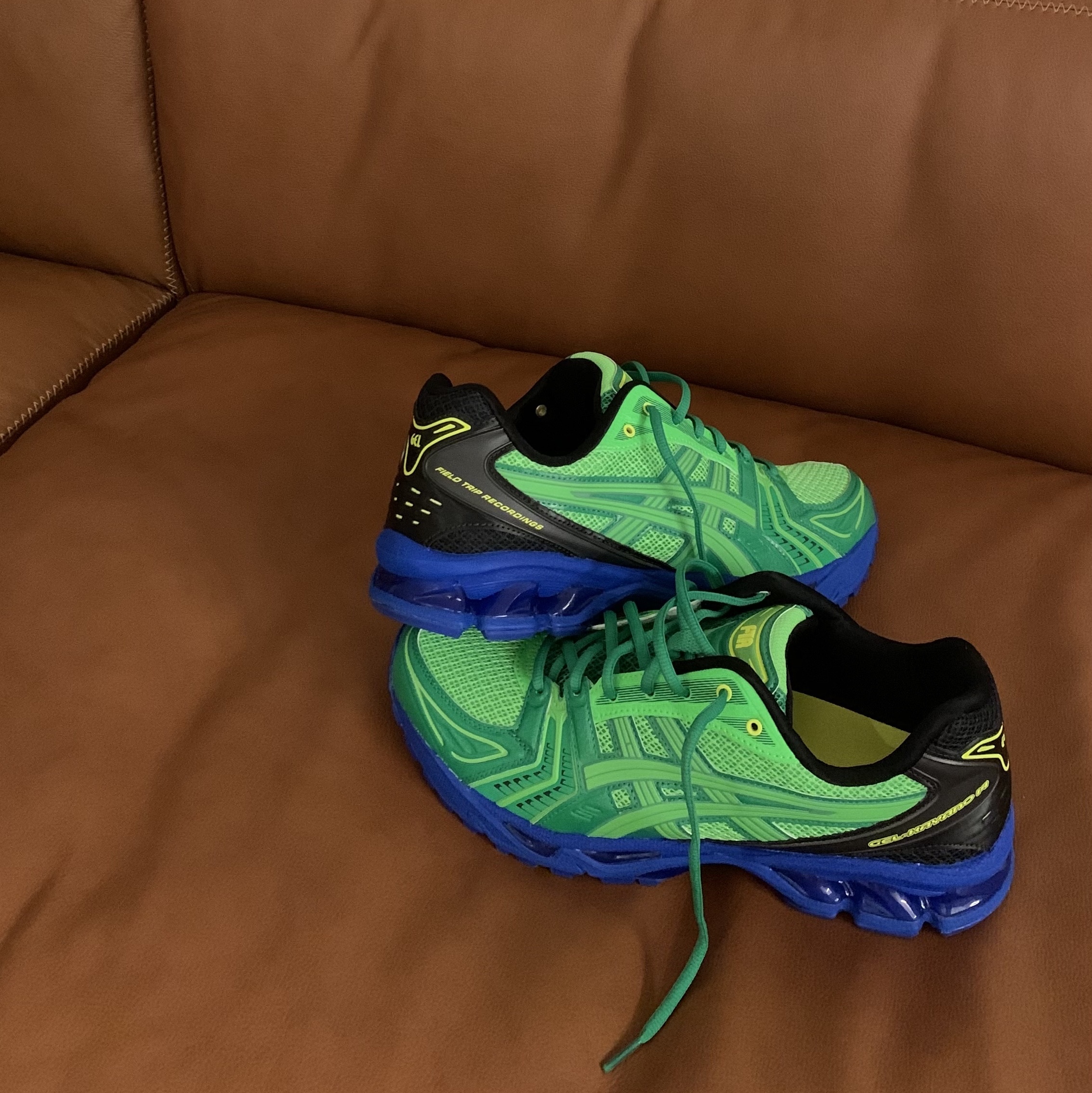 Asics x Field Trip Recordings Gel-Kayano 14 Fern Green 착용 스타일
