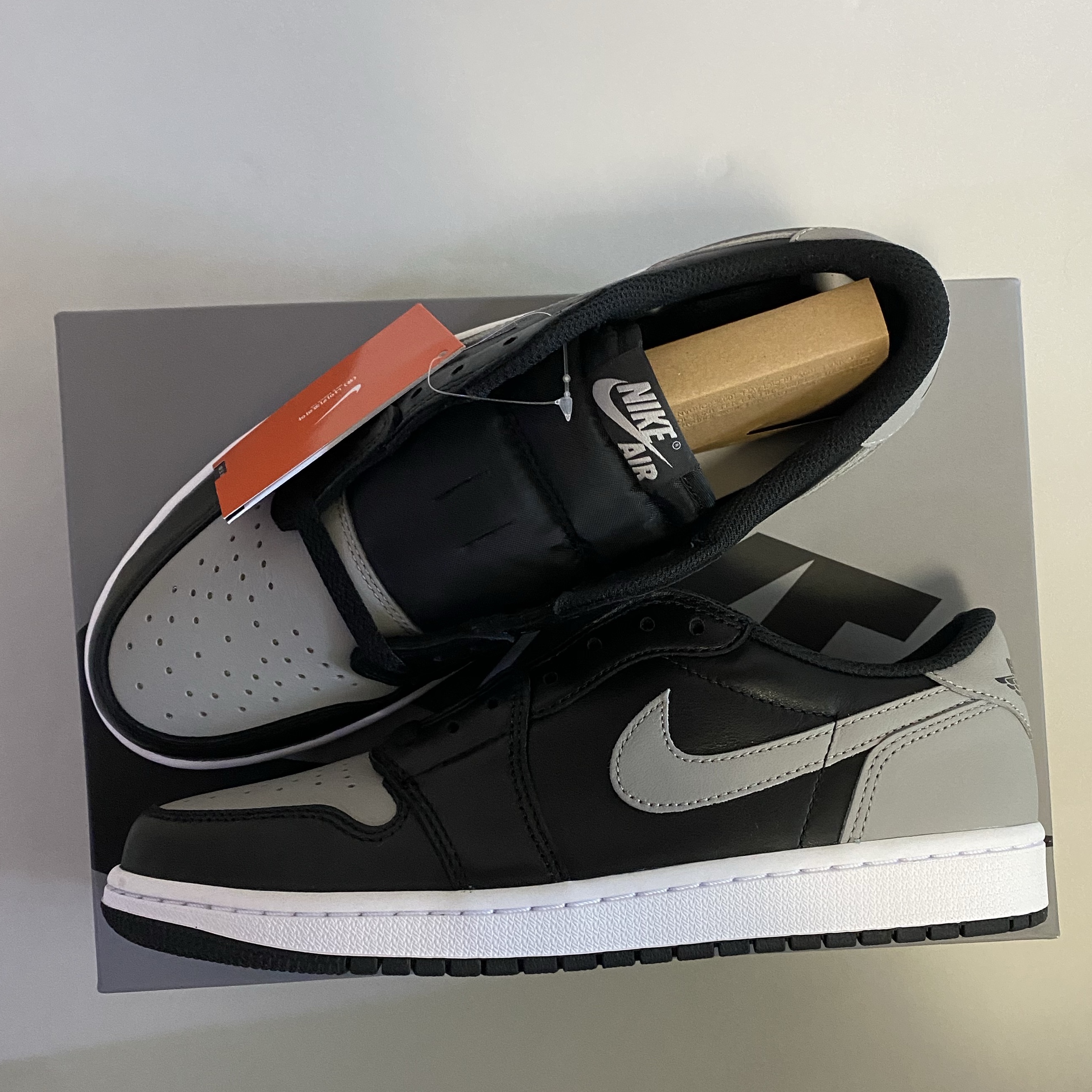 Jordan 1 Retro Low OG Shadow 착용 스타일