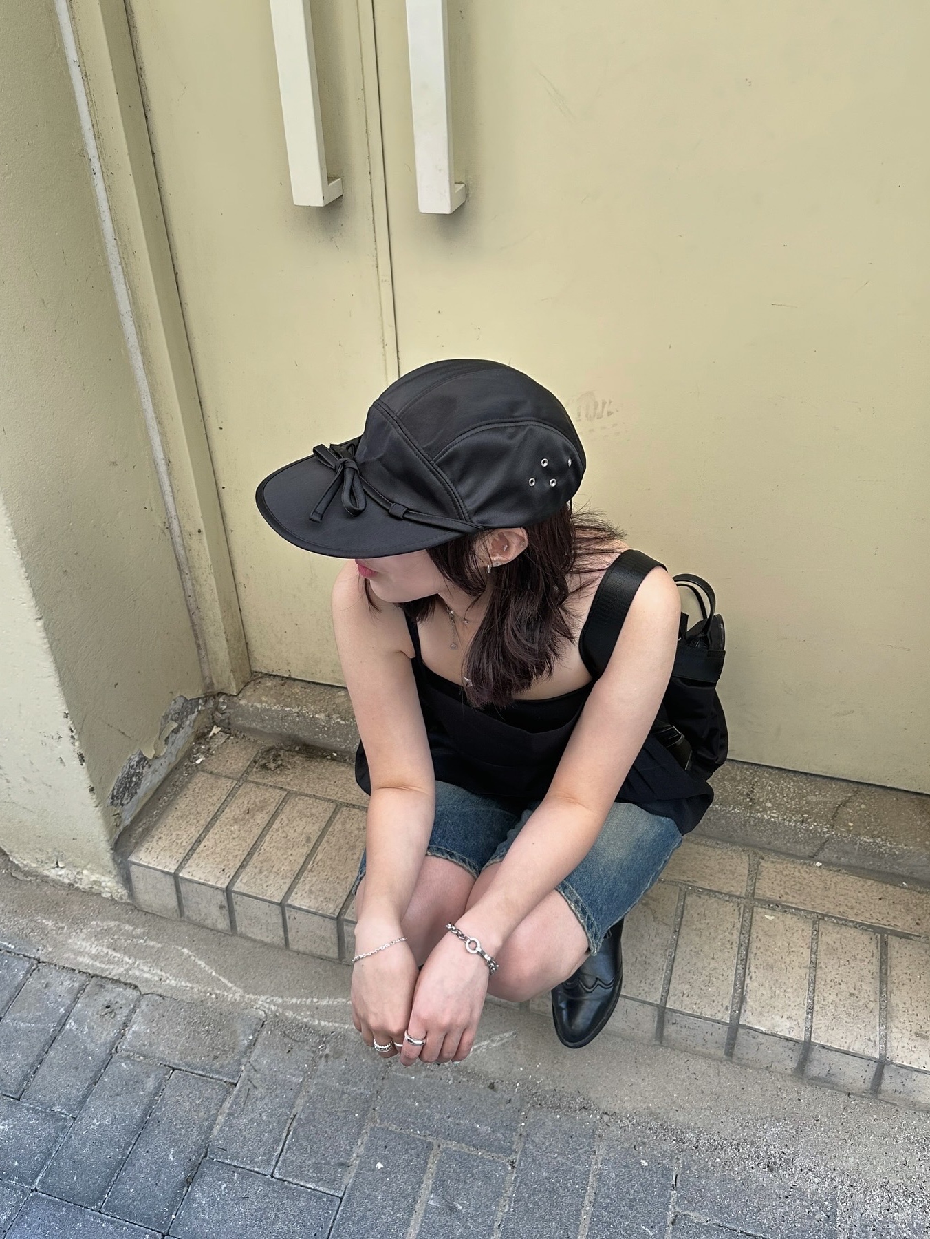 YOUCHE QS Duck Cap Black 착용 스타일 - 2