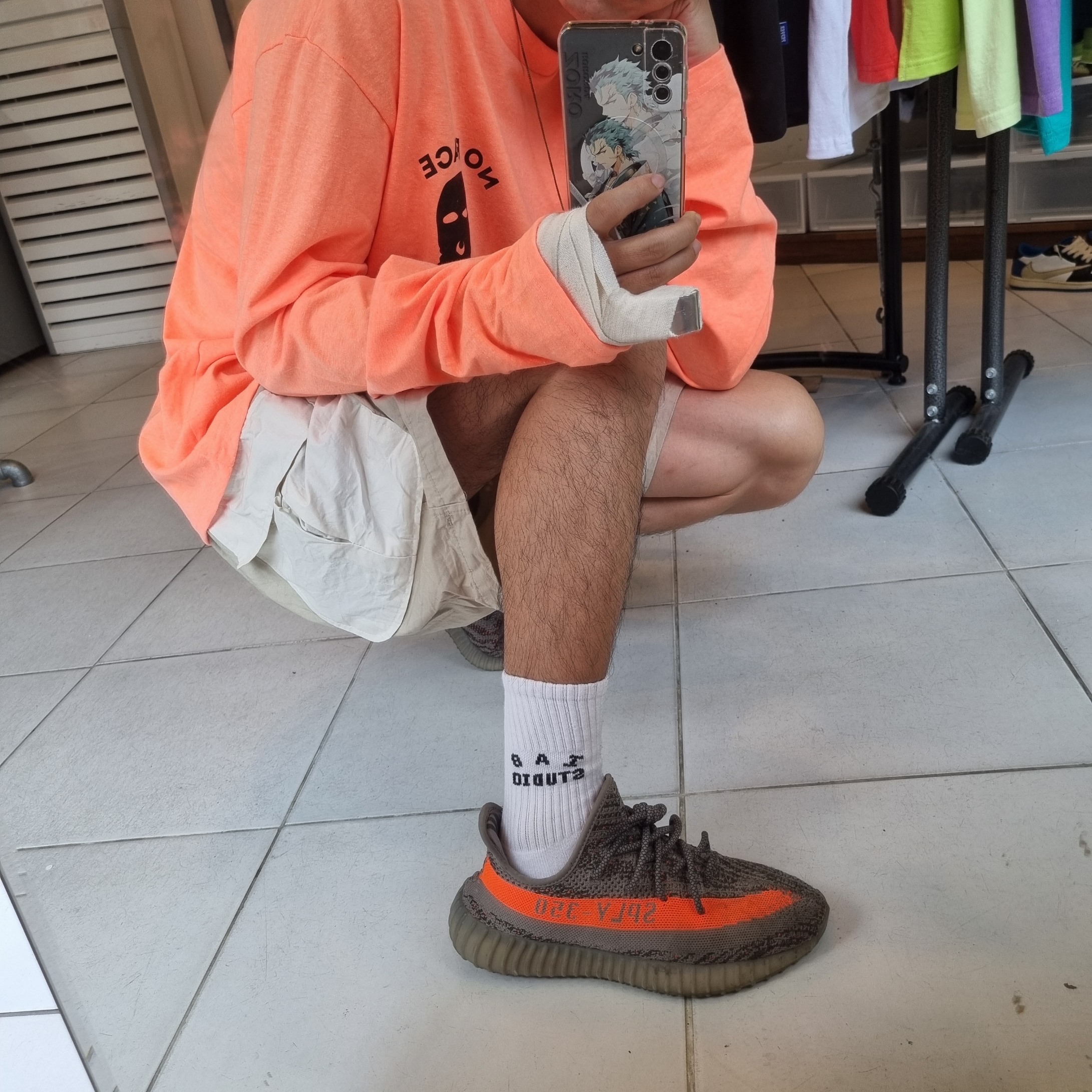 IAB Studio Socks White (5 Pack), Adidas Yeezy Boost 350 V2 Beluga - Reflective 착용 스타일 - 2