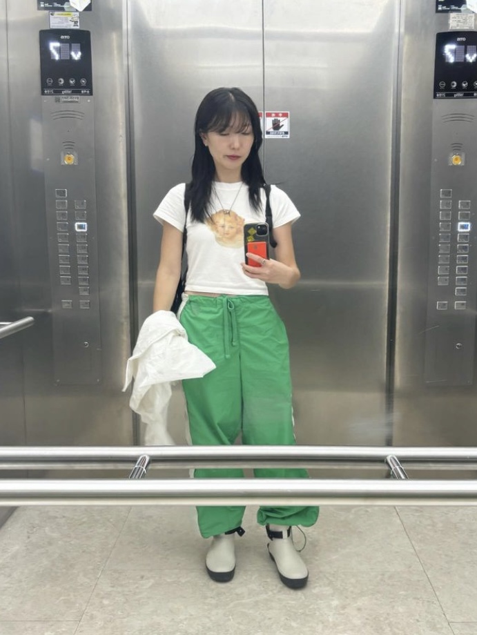 Moonstar 810s ET027 Marke Modi White, Moonstar 810s ET027 Marke Modi White 착용 스타일 - 1