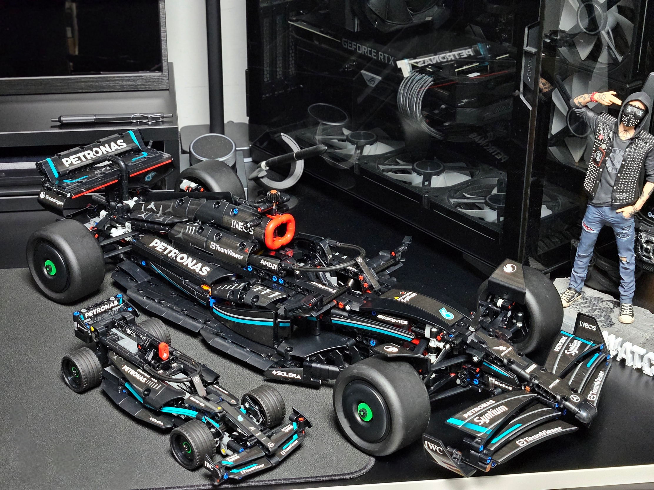 Lego Mercedes-AMG F1 W14 E Performance Pull-Back 착용 스타일 - 3