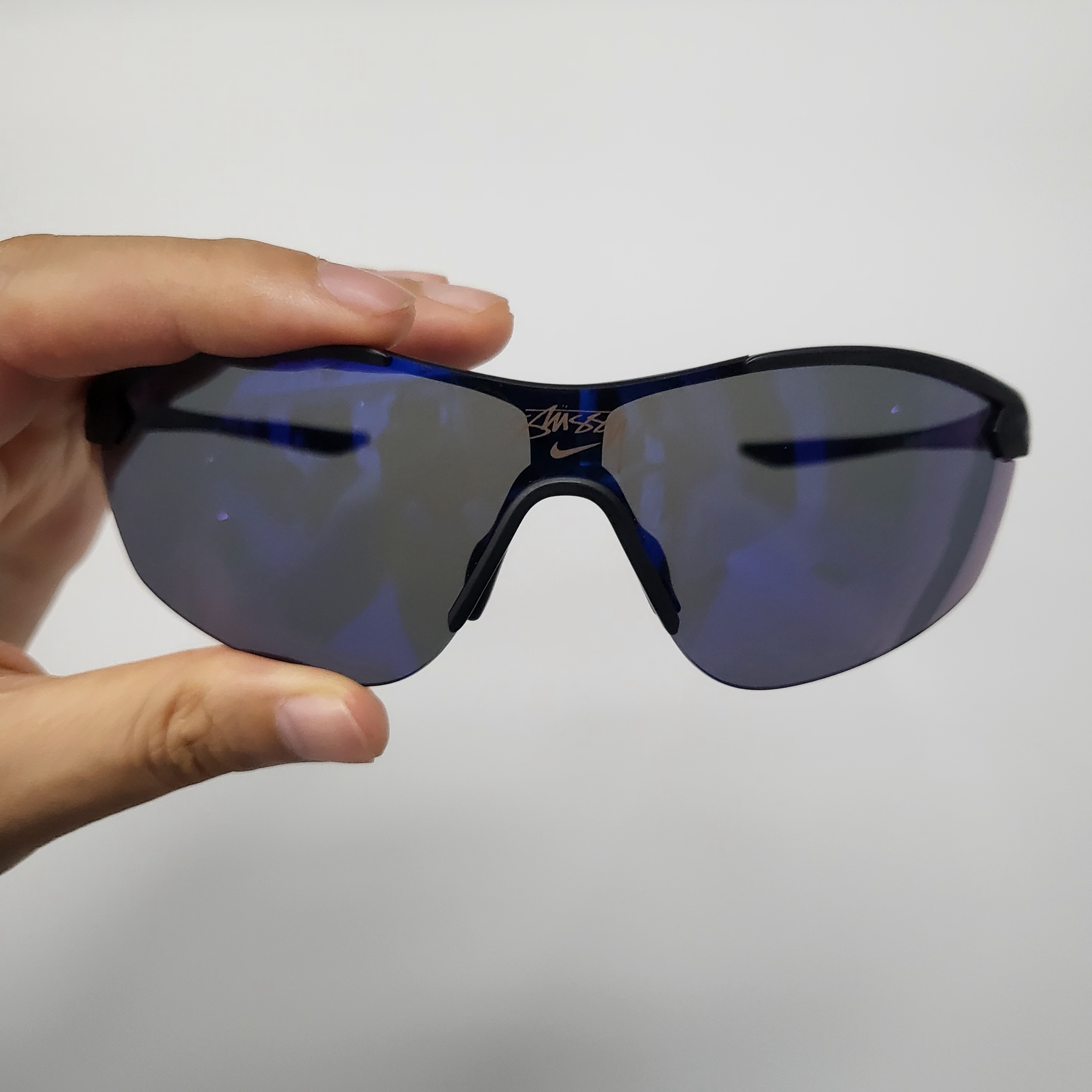 Nike x Stussy Victory Elite Sunglasses Black 착용 스타일 - 1