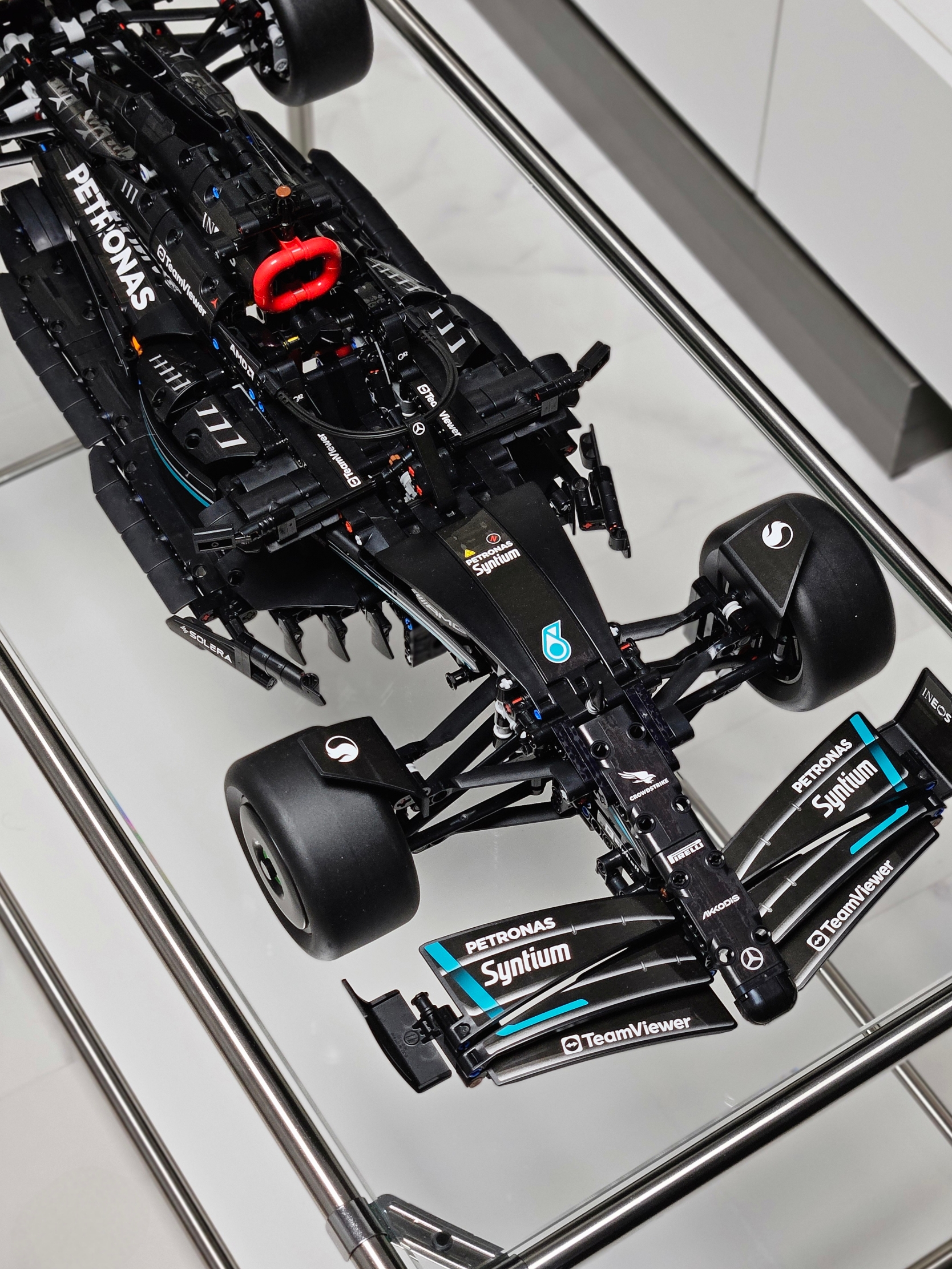 Lego Mercedes-AMG F1 W14 E Performance 착용 스타일 - 2
