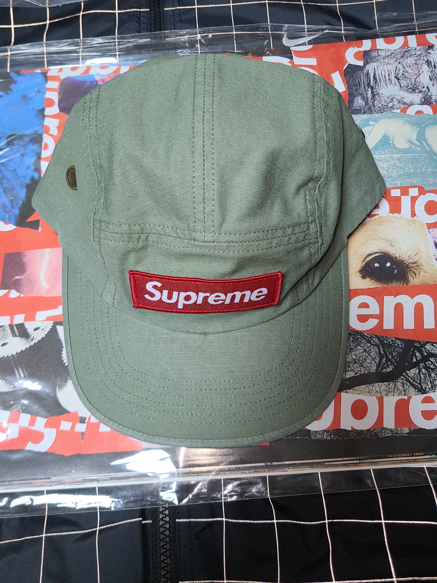 Supreme Military Camp Cap Olive - 24SS, Supreme x Visla Magazine Supreme Special Issue 착용 스타일 - 2
