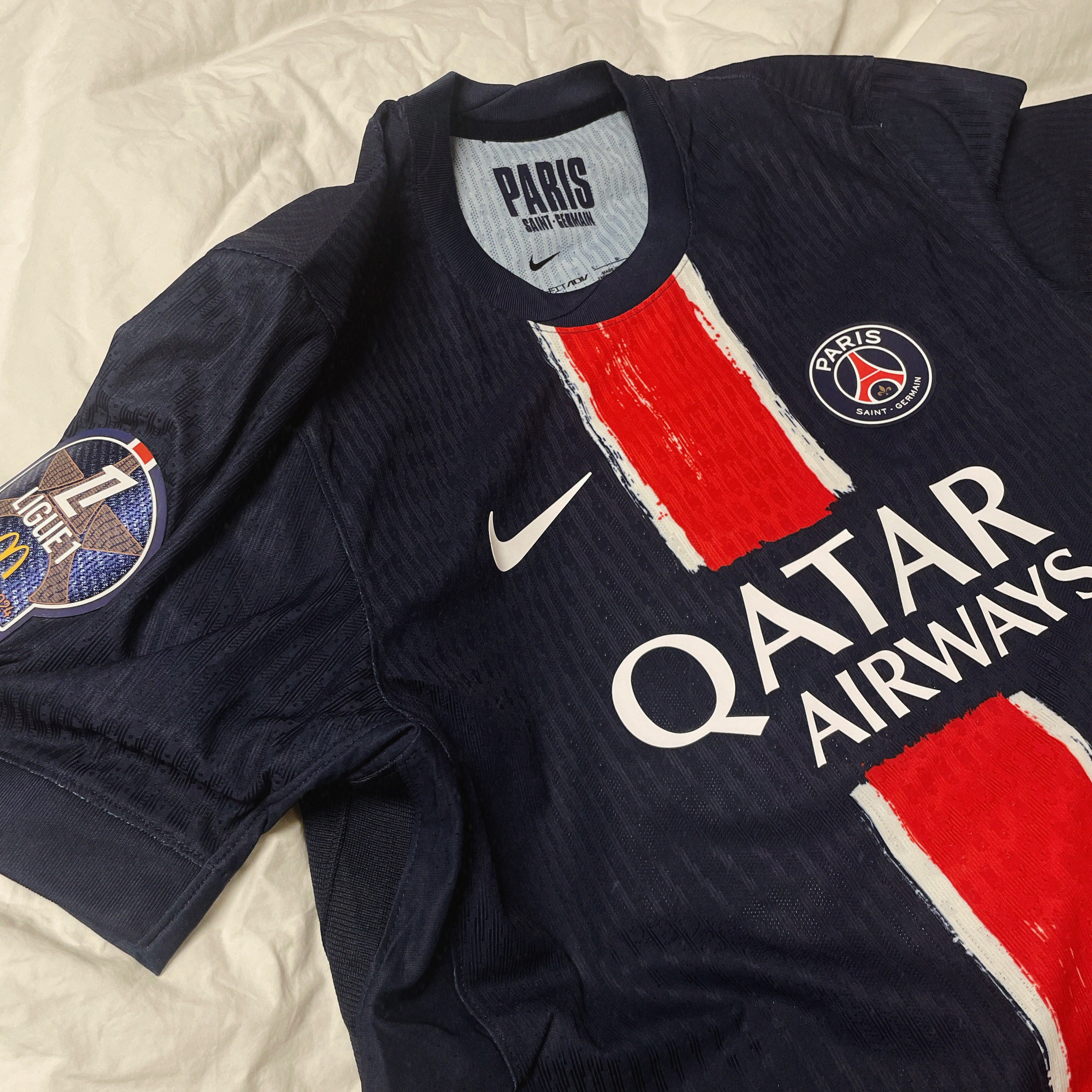 Nike Paris Saint-Germain 2024/25 Dri-Fit ADV Match Home Jersey Midnight Navy (Non Marking Ver.) 착용 스타일 - 2
