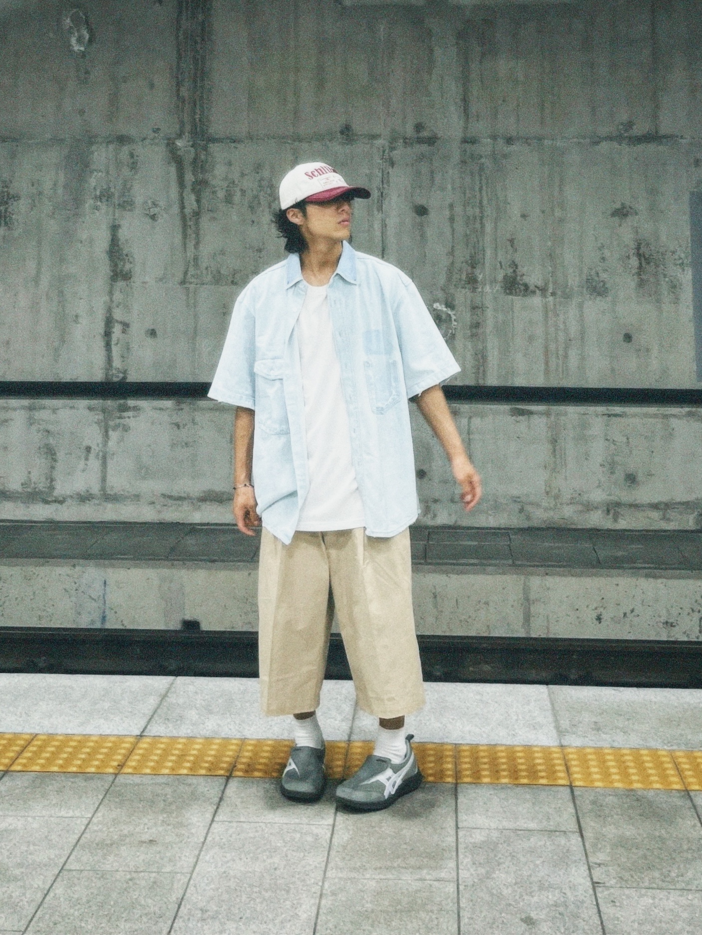 Asics Life Walker 010 Grey - 3E Wide 착용 스타일 - 1