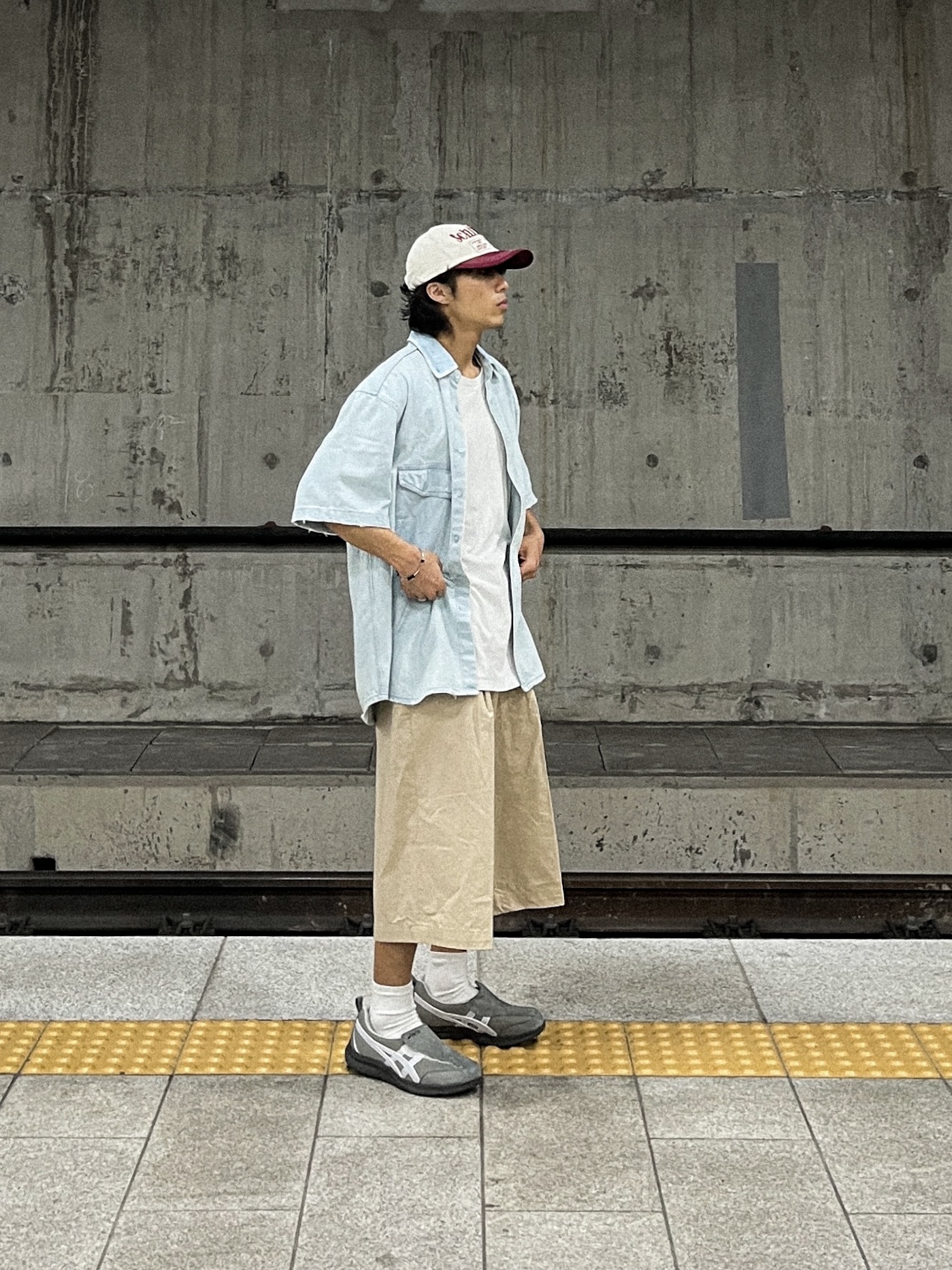 Asics Life Walker 010 Grey - 3E Wide 착용 스타일 - 3