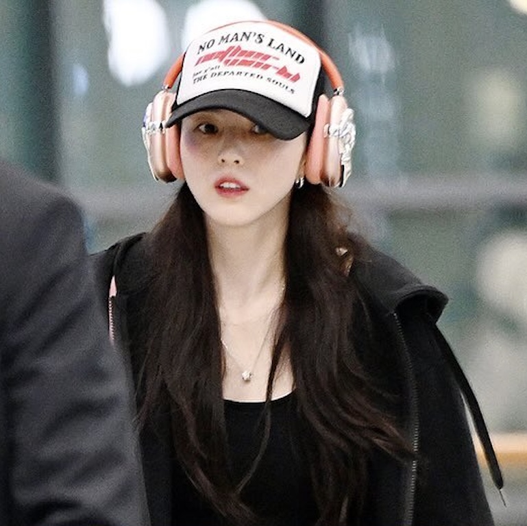 Netherworld Nobody's Trucker Hat Black 착용 스타일 - 2