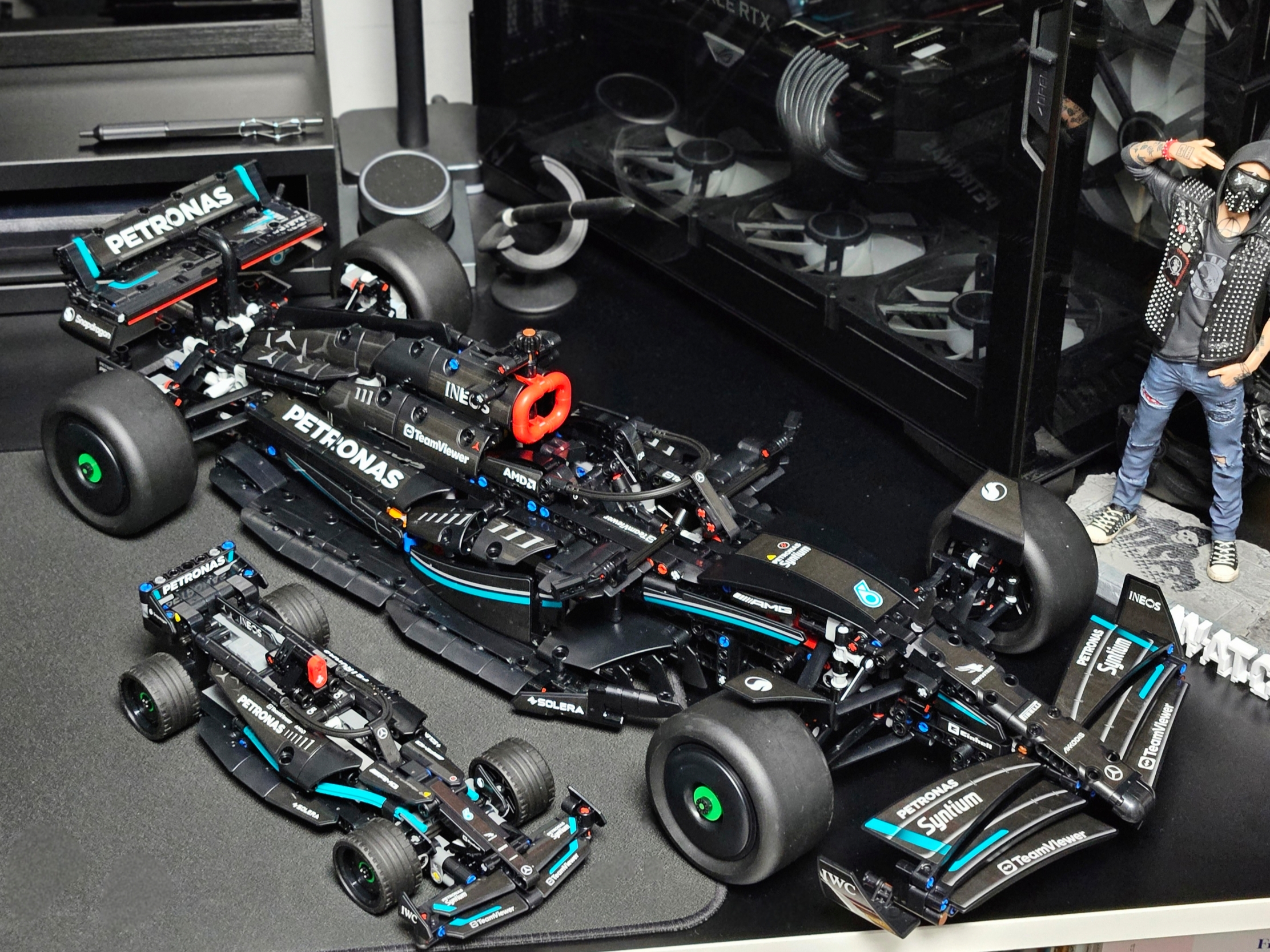 Lego Mercedes-AMG F1 W14 E Performance Pull-Back 착용 스타일 - 2