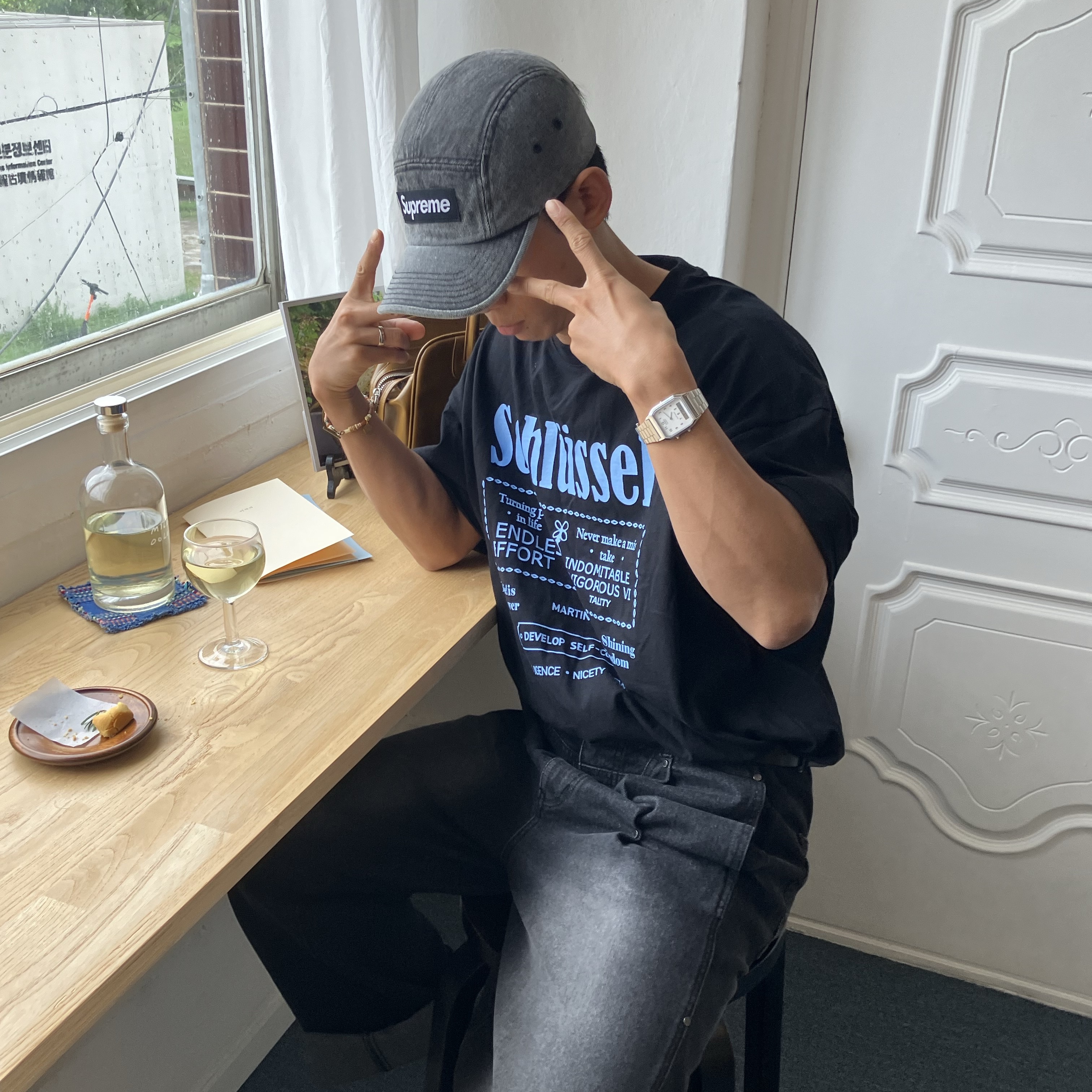 Supreme Denim Camp Cap Washed Black - 22FW 착용 스타일 - 3