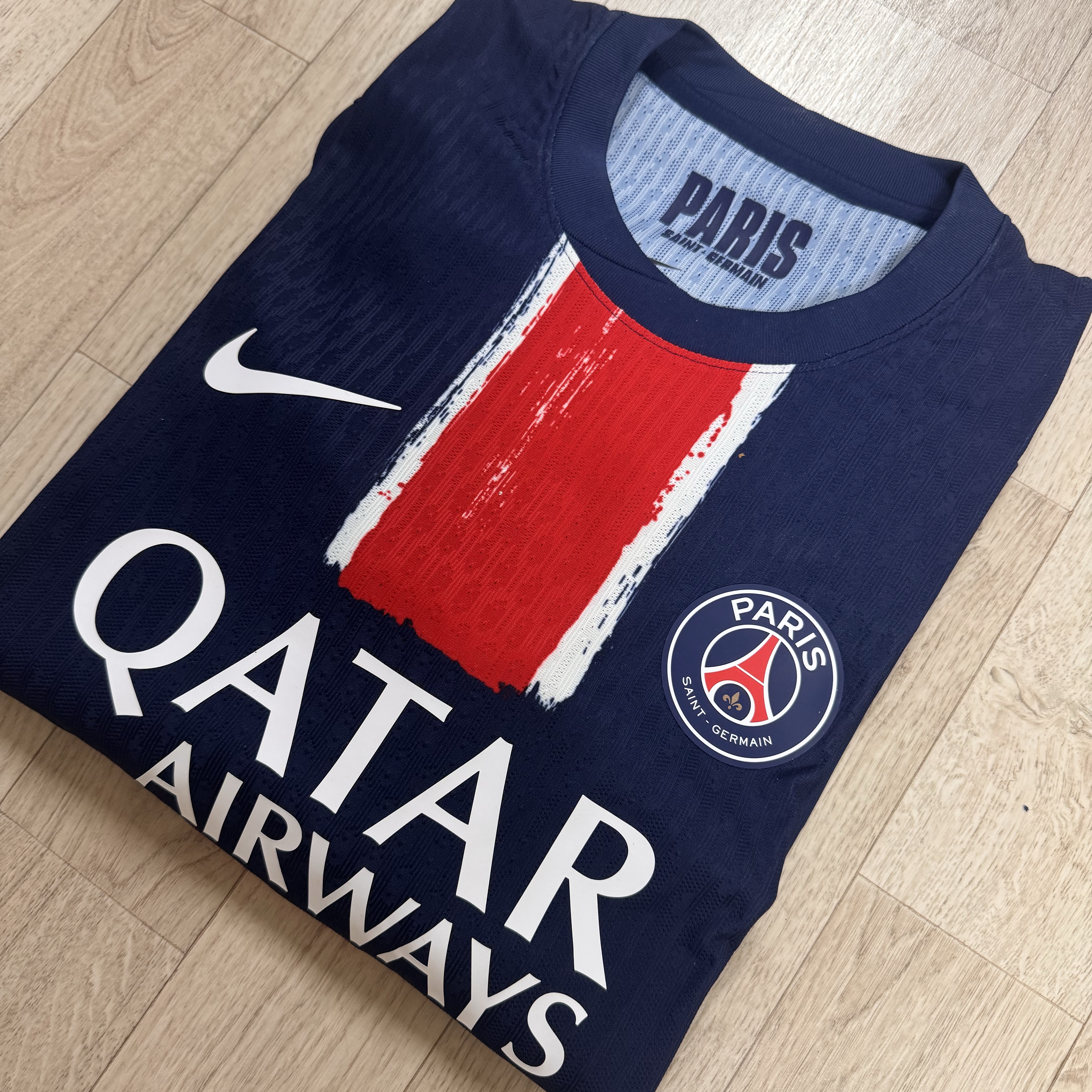 Nike Paris Saint-Germain 2024/25 Dri-Fit ADV Match Home Jersey Midnight Navy (Non Marking Ver.) 착용 스타일 - 1