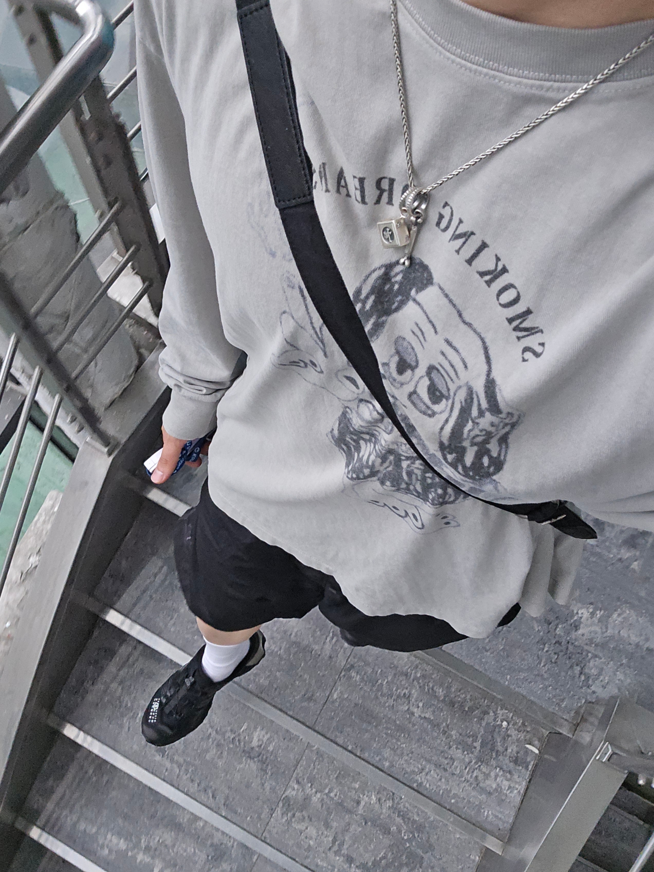 Polyteru x HANK Long Sleeve Blue Dog Vintage Gray - 24SS, Polyteru Human Index Index 1/2 Nylon Track Pants Black+Purple 착용 스타일