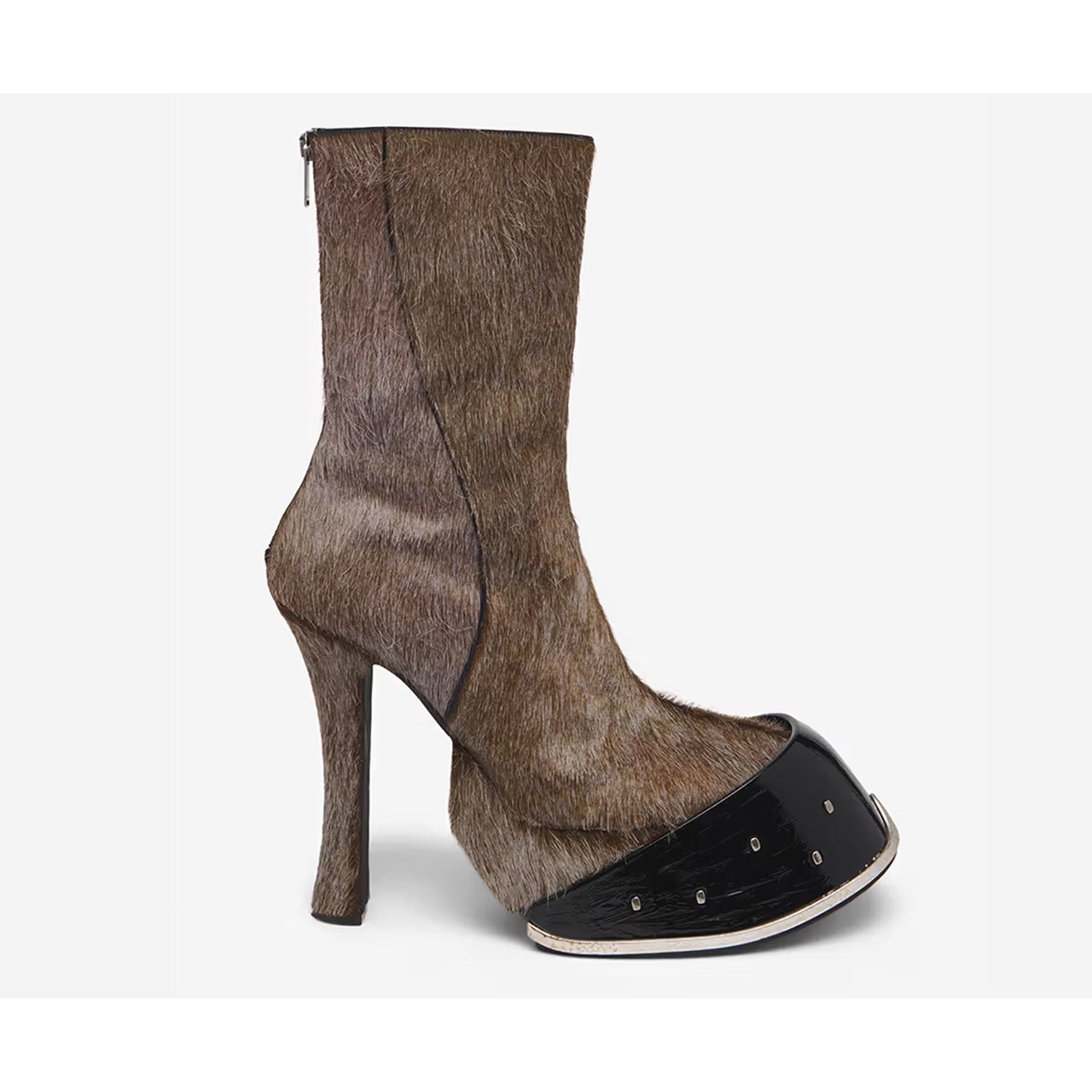 Alexander McQueen Lace Up Boot Black, Alexander McQueen Tread Slick Boot Black White 착용 스타일 - 2