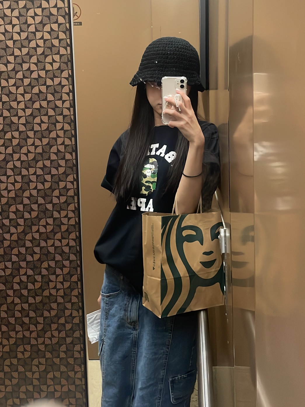BAPE ABC Camo College T-Shirt Black Green 착용 스타일