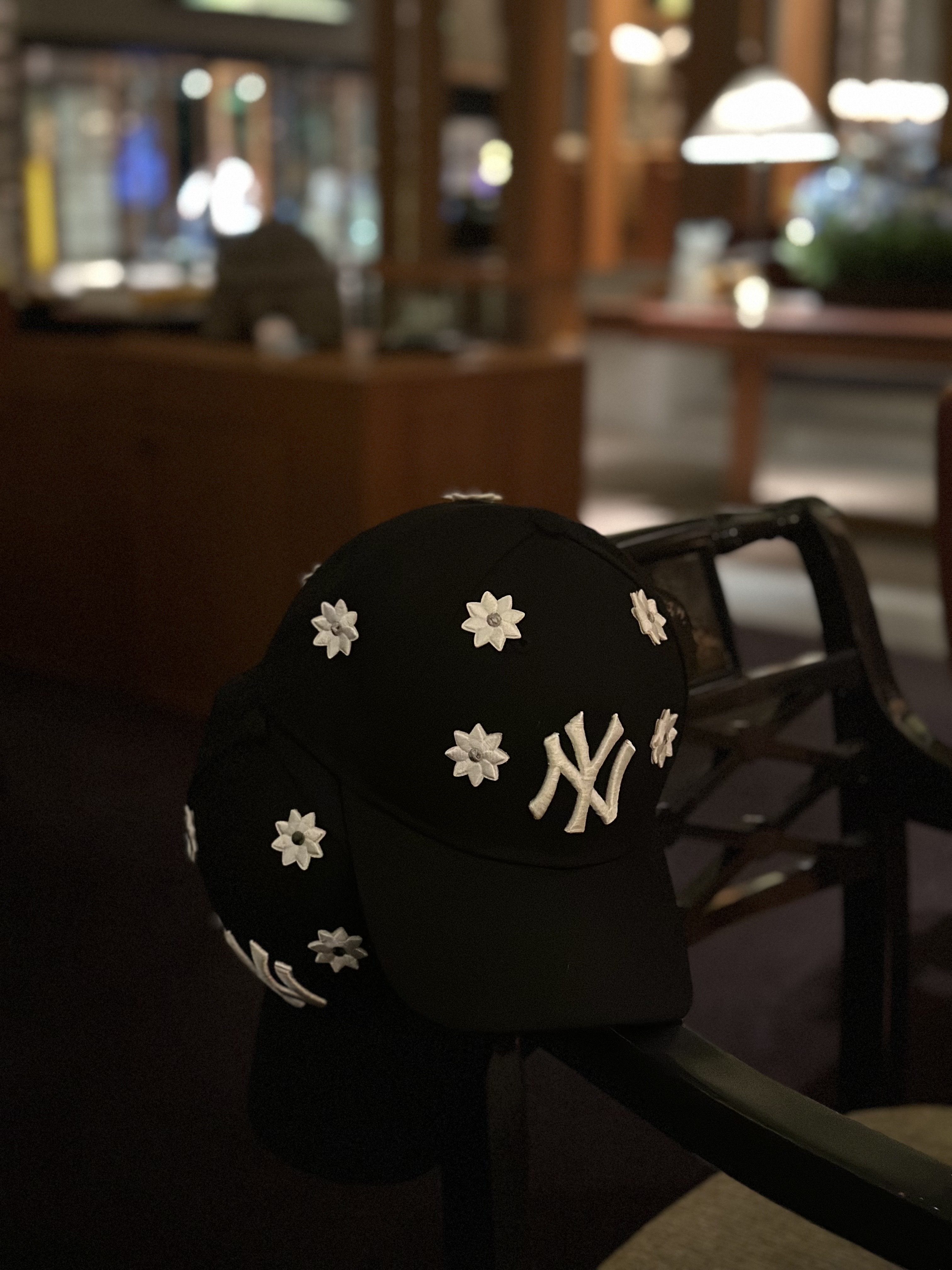 NICK GEAR 3D Flower Cap Navy (Navy Badge), NICK GEAR 3D Flower Cap Navy (Tiffany Badge) 착용 스타일