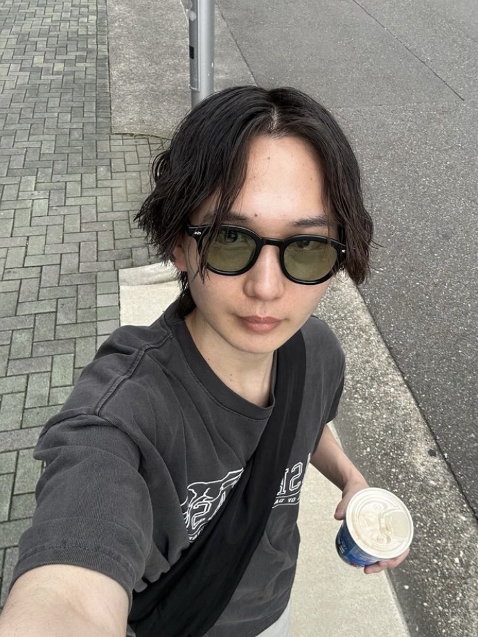 Basketcase Graduation Tee Vintage Black 착용 스타일 - 5