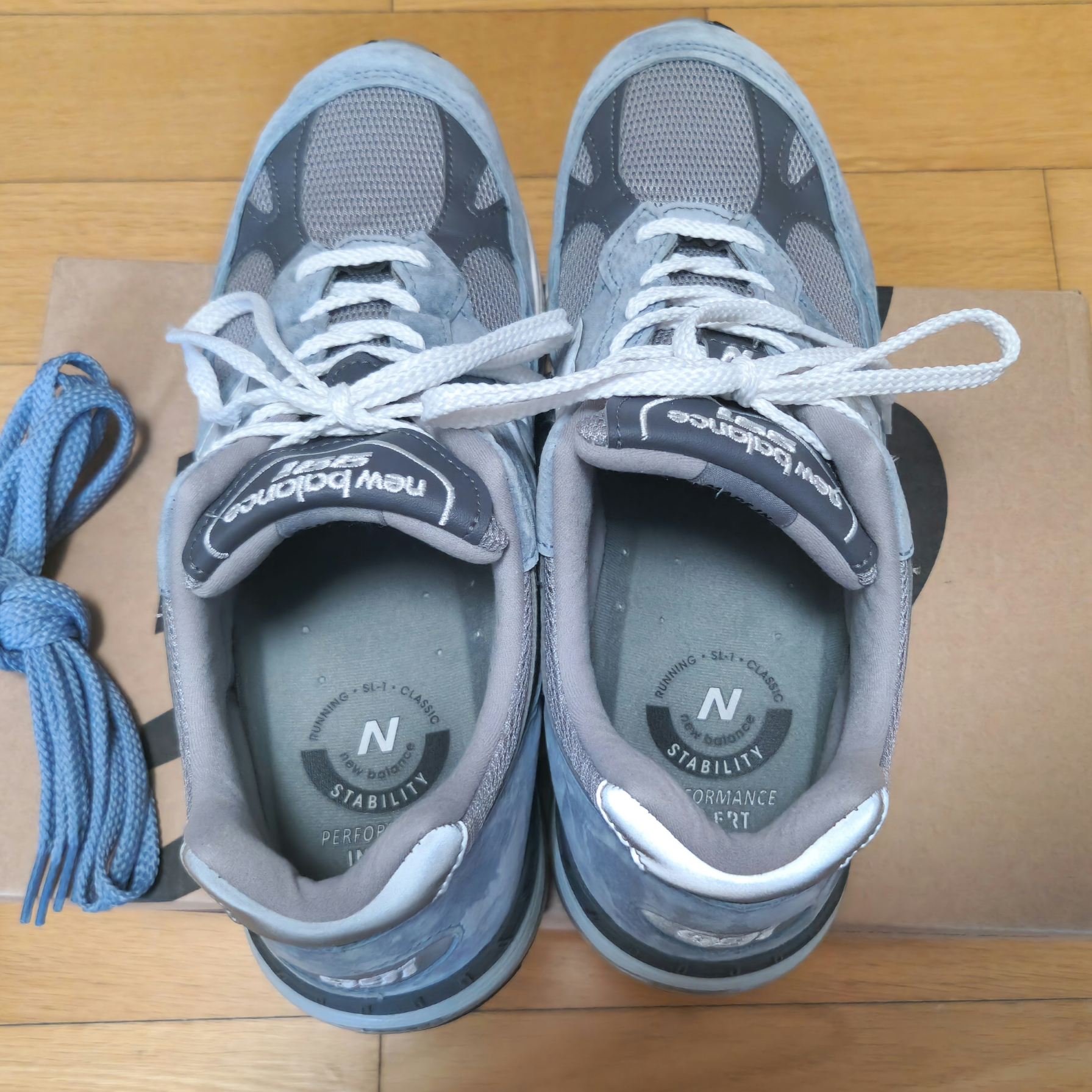New Balance 991 Made in UK Dusty Blue 착용 스타일