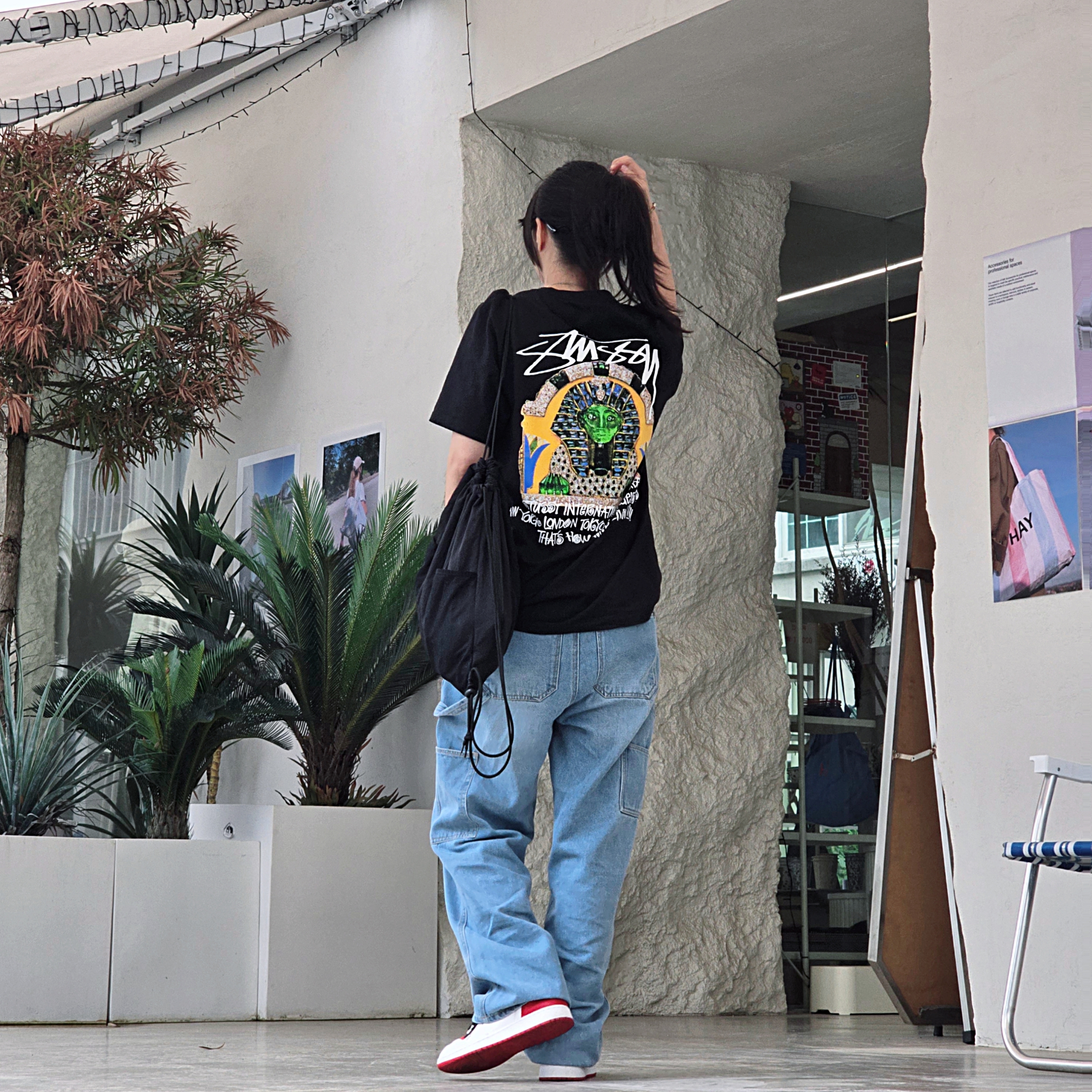 Stussy Sphinx T-shirt Black, Jordan 1 Retro High OG Heritage 착용 스타일 - 2