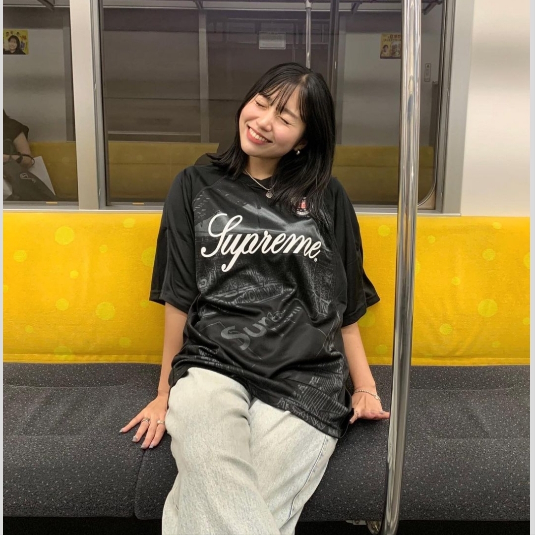 Supreme Jacquard Soccer Jersey Black - 24SS 착용 스타일 - 4