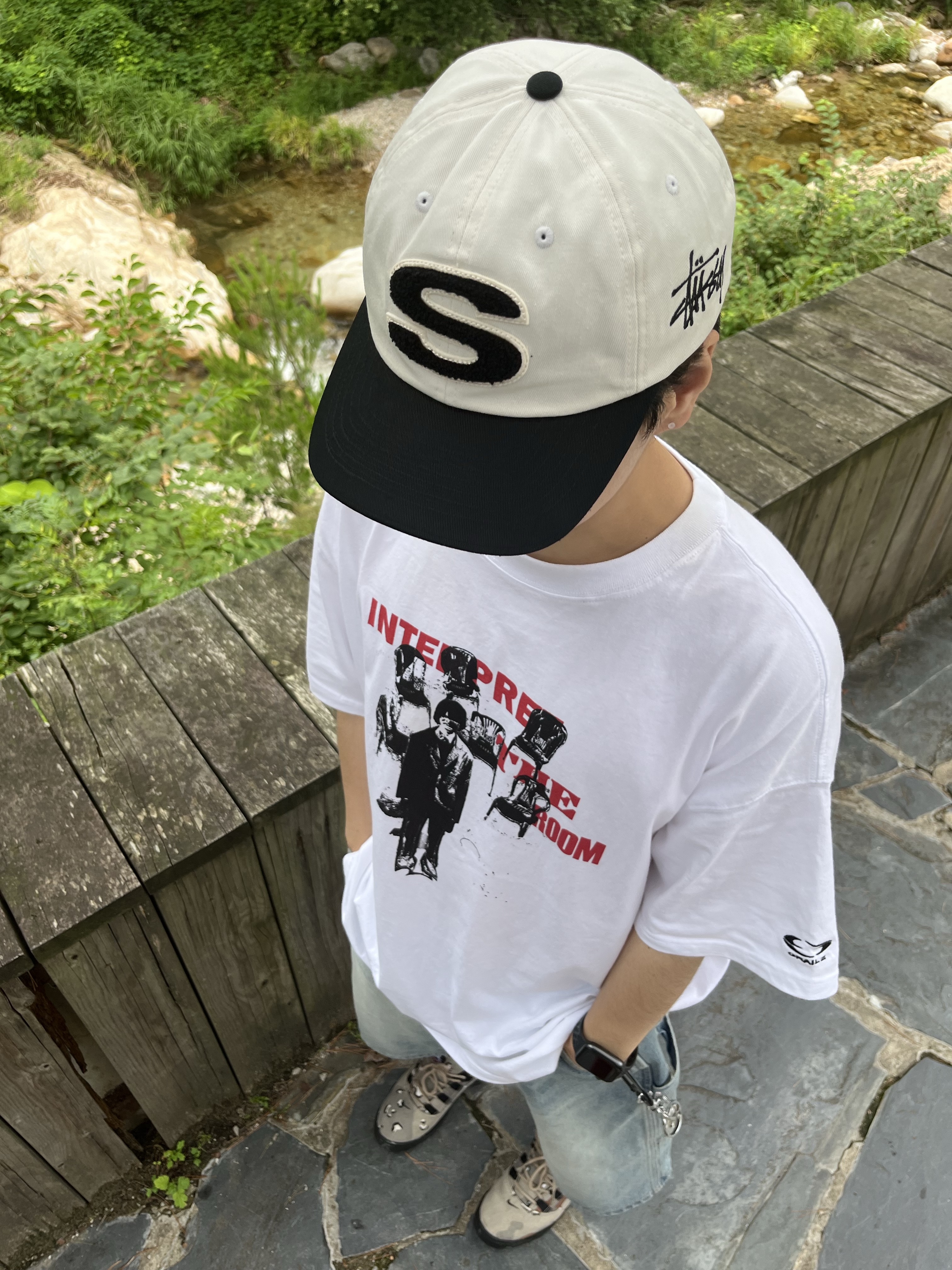Stussy Chenille S Low Pro Cap Natural, Nike Everyday Lightweight Training Crew Socks White (3 Pack/Korean Ver.) 착용 스타일
