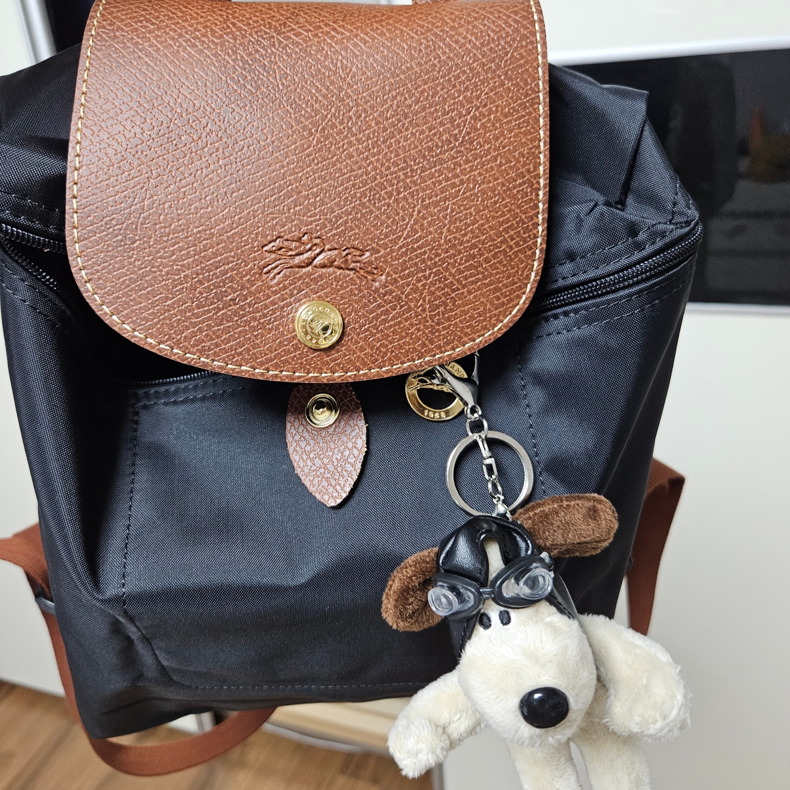 Longchamp Le Pliage Original M Backpack Black 착용 스타일