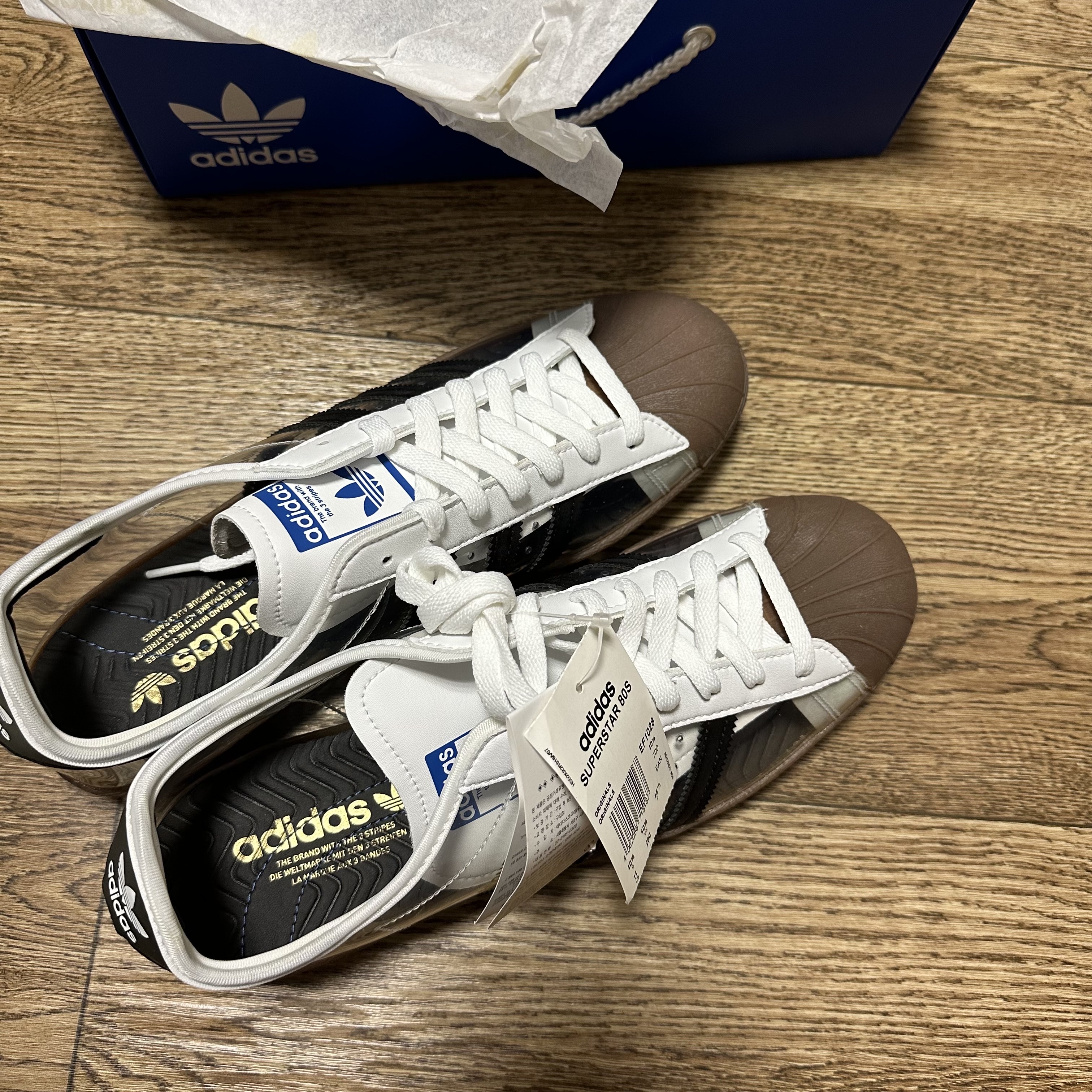 Adidas x Blondey McCoy Superstar 80s Clear Gum 착용 스타일 - 6